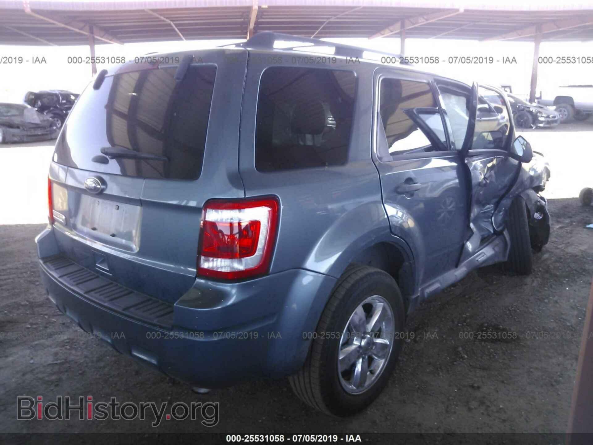 2011 FORD ESCAPE - VIN: 1FMCU0D74BKA92967 - Photo 4