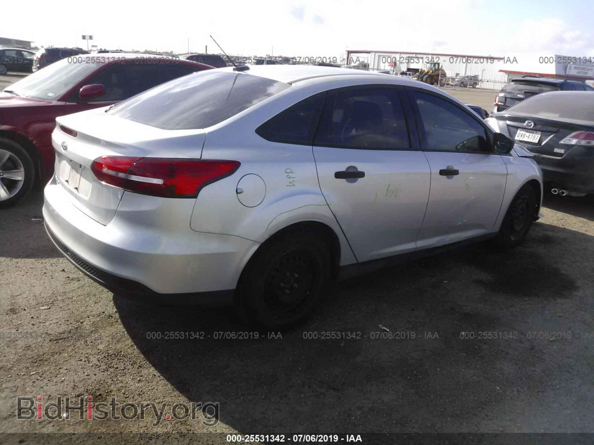 2018 FORD FOCUS - VIN: 1FADP3E23JL235863 - Фото 4