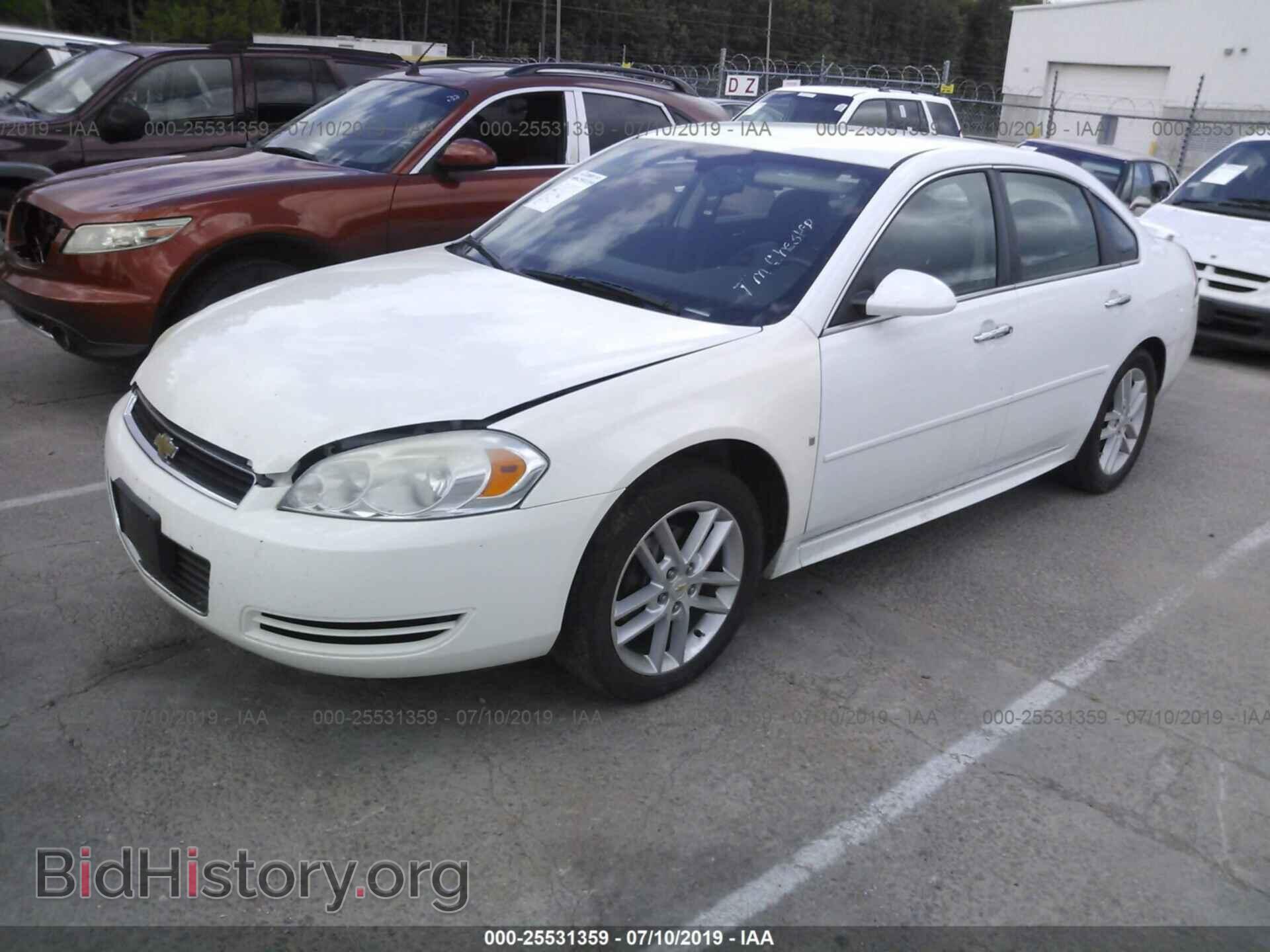 2012 CHEVROLET IMPALA - VIN: 2G1WC5E34C1110052 - Фото 2