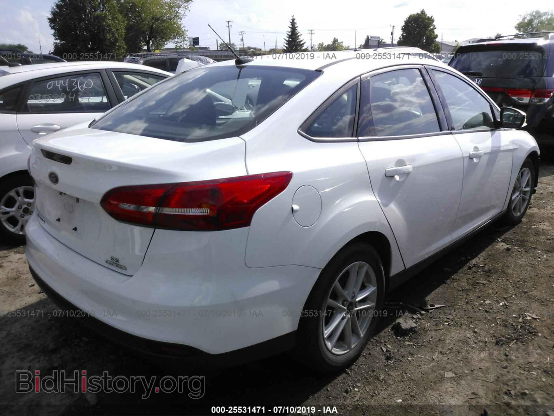 2016 FORD FOCUS - VIN: 1FADP3F21GL270764 - Photo 4