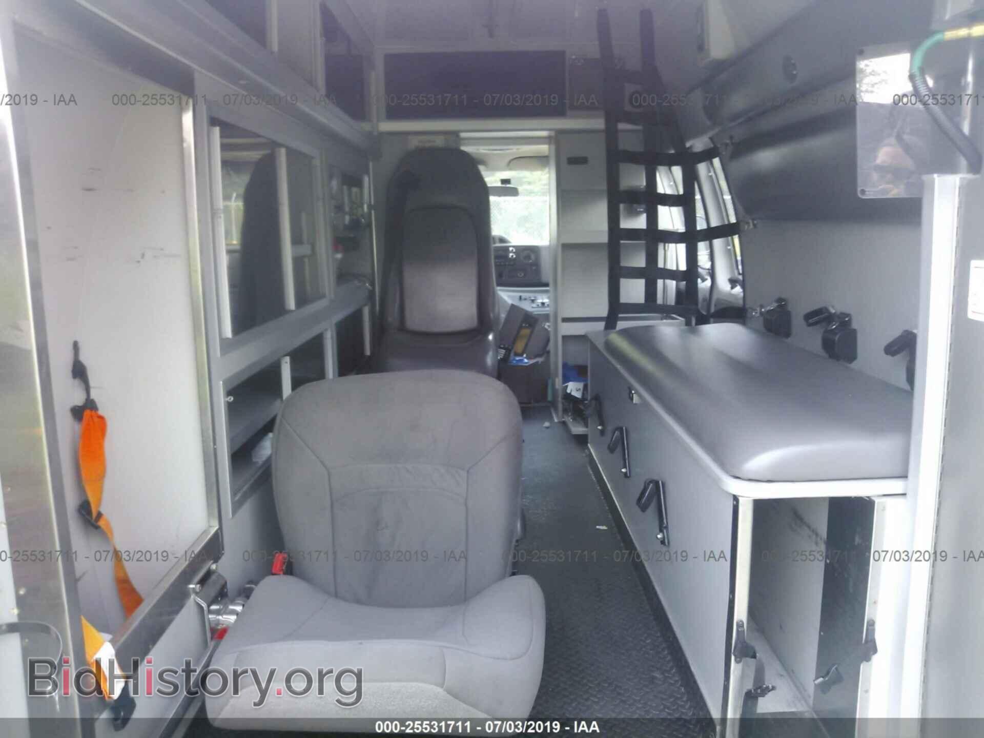 2010 FORD ECONOLINE - VIN: 1FDSS3EP3ADA41853 - Фото 8