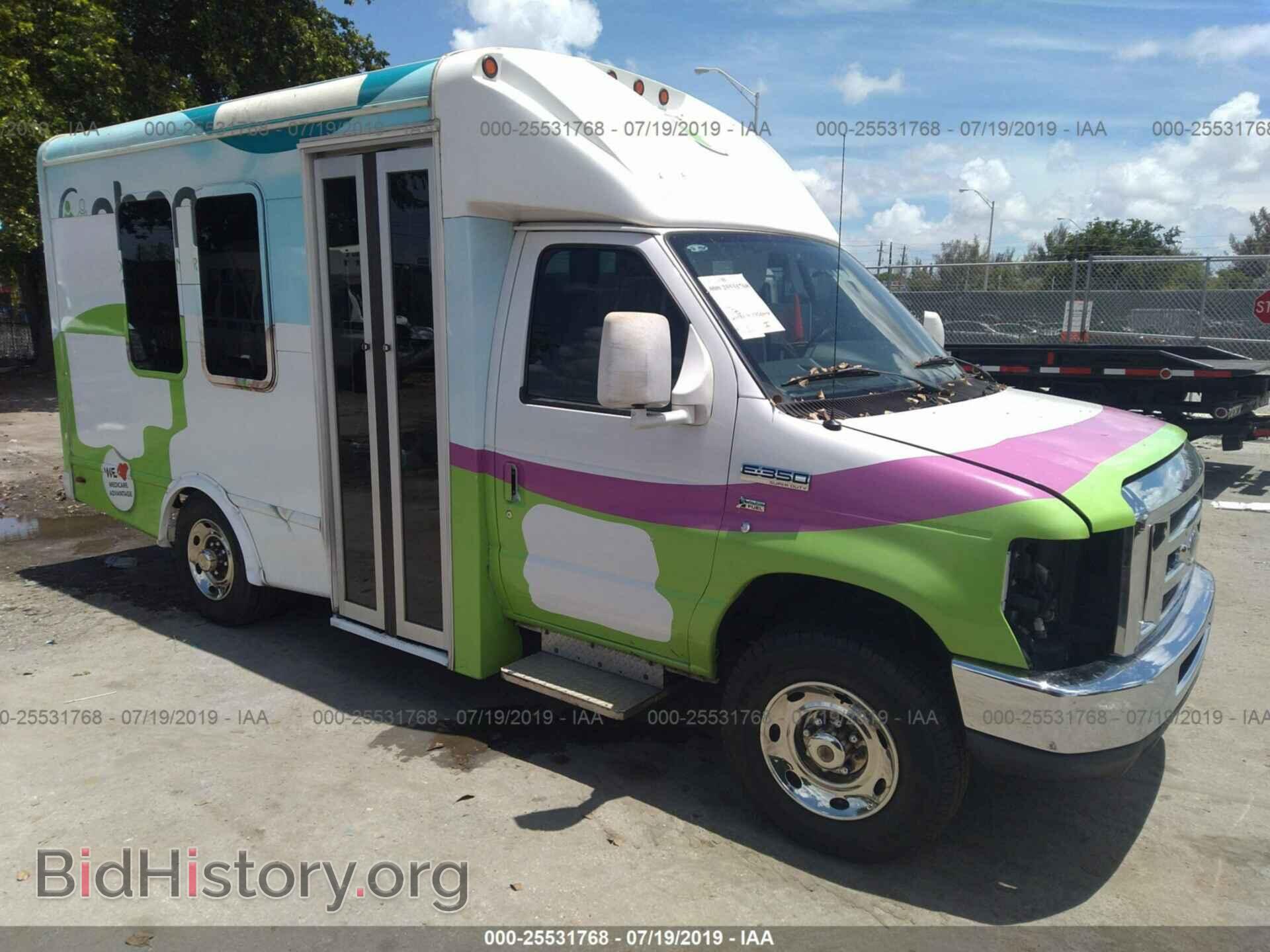 Photo 1FDWE3FLXBDA54802 - FORD ECONOLINE 2011