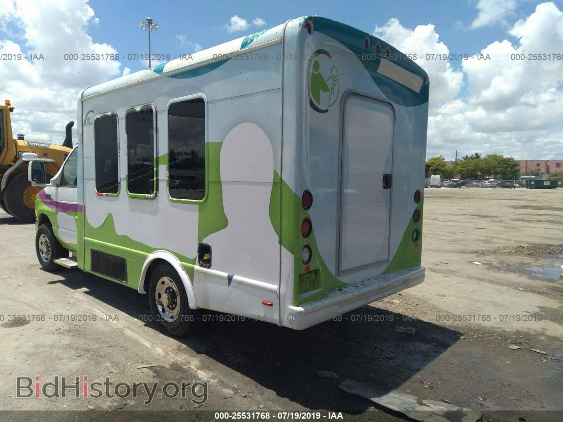 2011 FORD ECONOLINE - VIN: 1FDWE3FLXBDA54802 - Photo 3