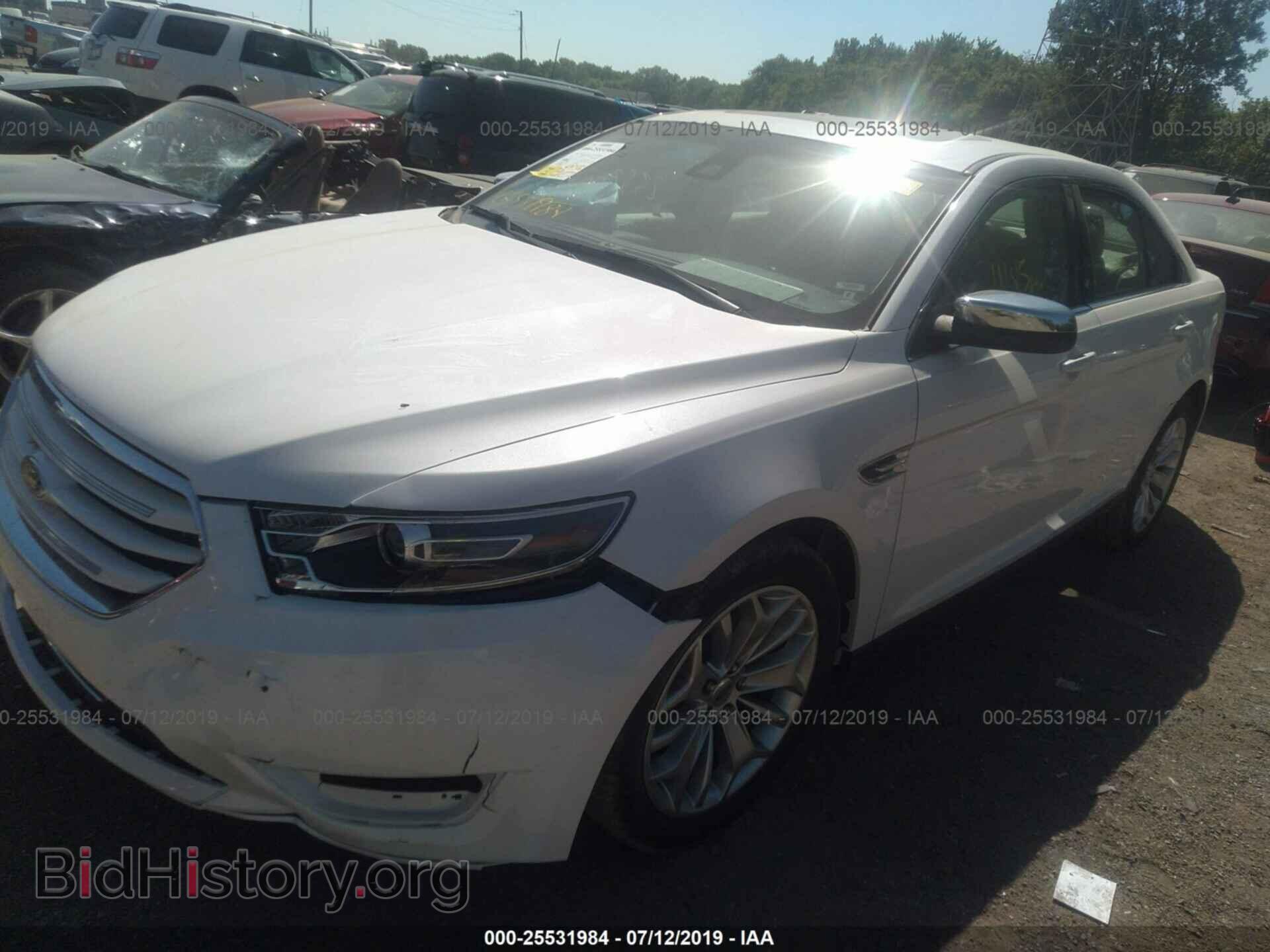 2019 FORD TAURUS - VIN: 1FAHP2F87KG111460 - Фото 2