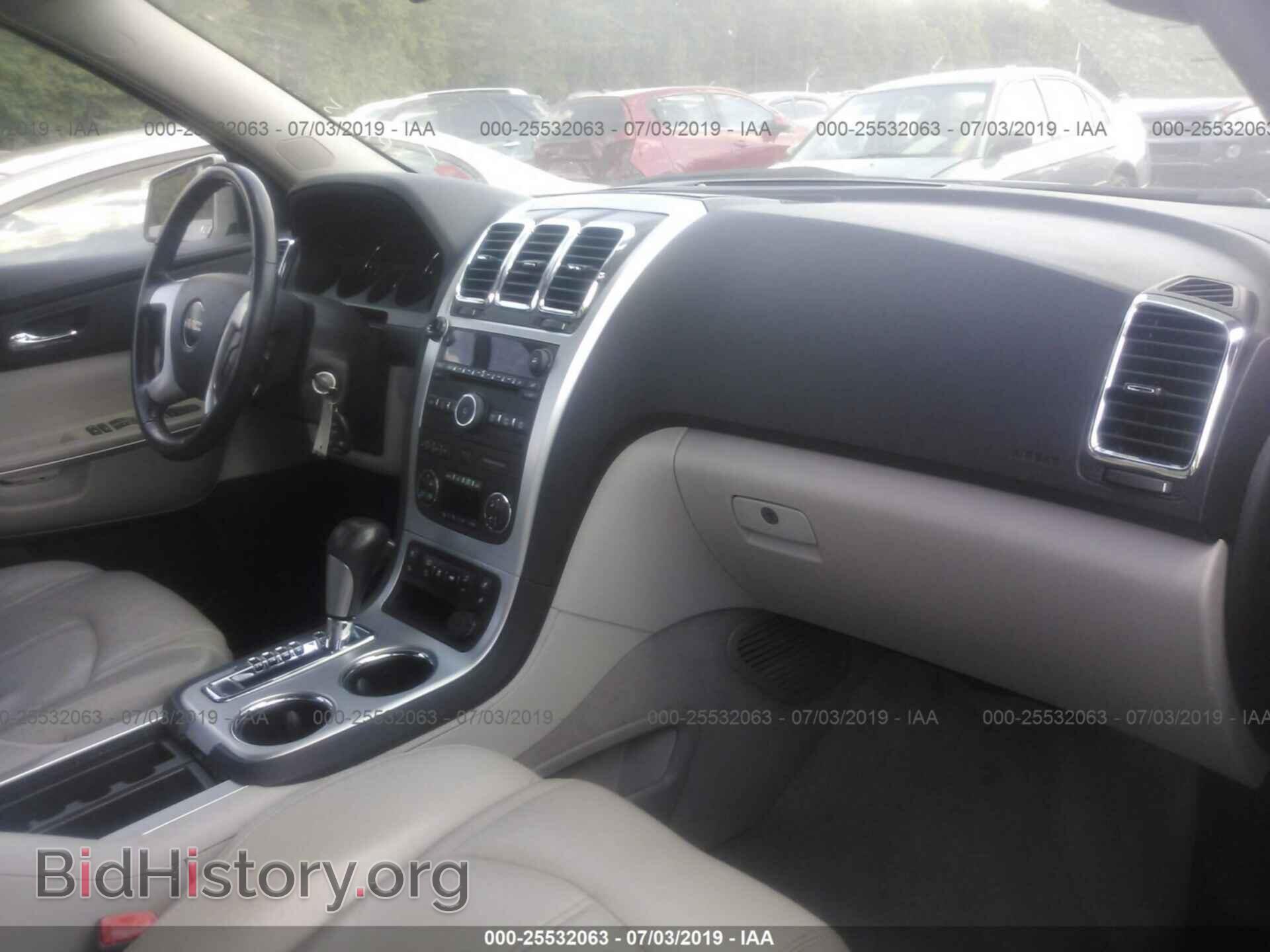 2008 GMC ACADIA - VIN: 1GKER33768J240010 - Фото 5