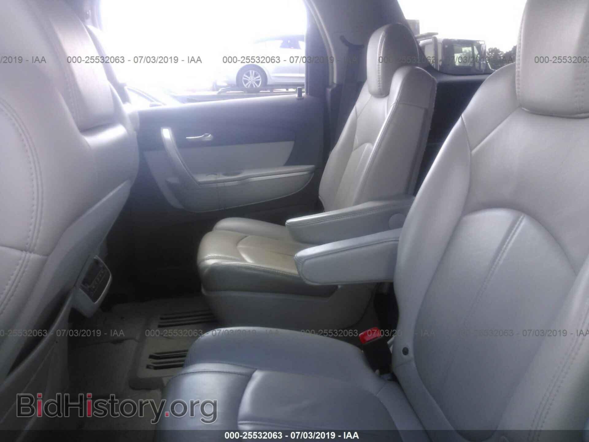 2008 GMC ACADIA - VIN: 1GKER33768J240010 - Фото 8