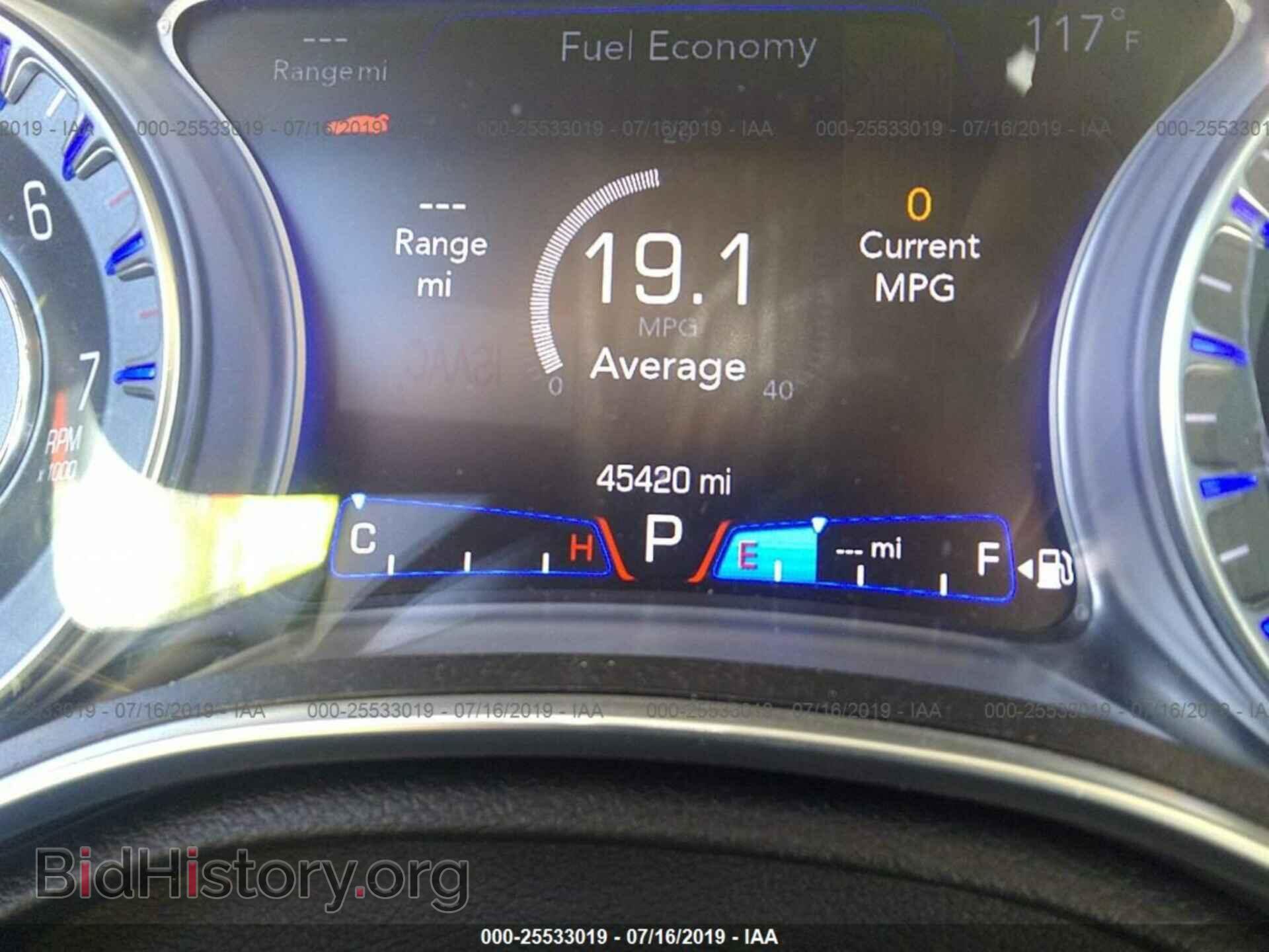 2017 CHRYSLER 300C - VIN: 2C3CCAEG1HH565174 - Фото 7