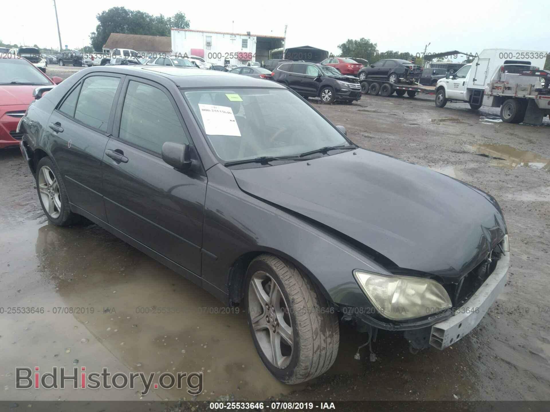 Photo JTHBD182X10016442 - LEXUS IS 2001