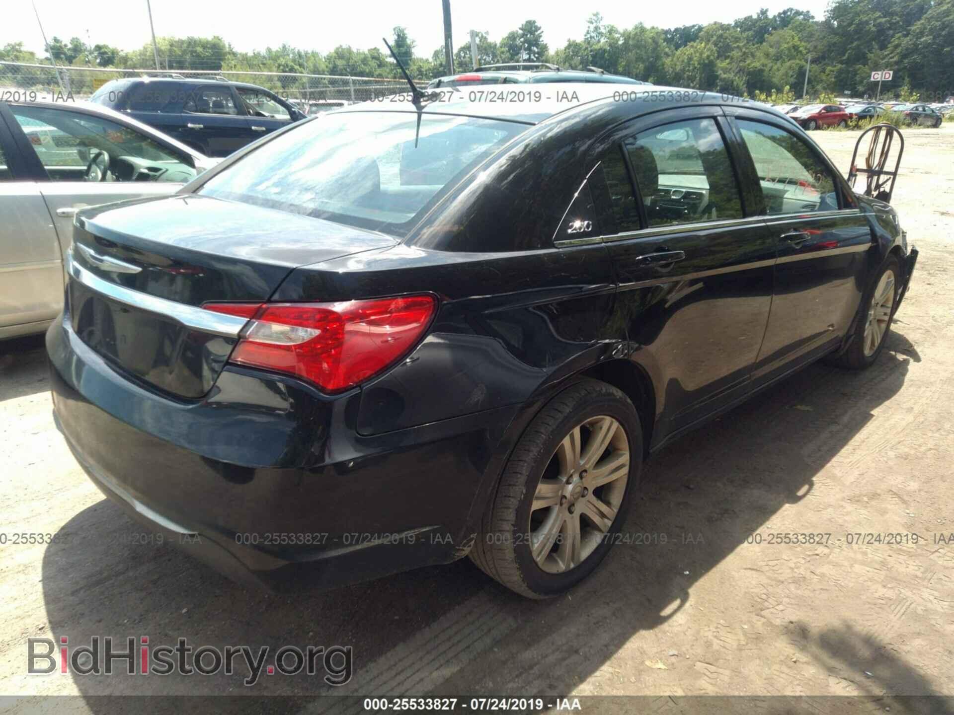 2013 CHRYSLER 200 - VIN: 1C3CCBAB2DN765160 - Фото 4