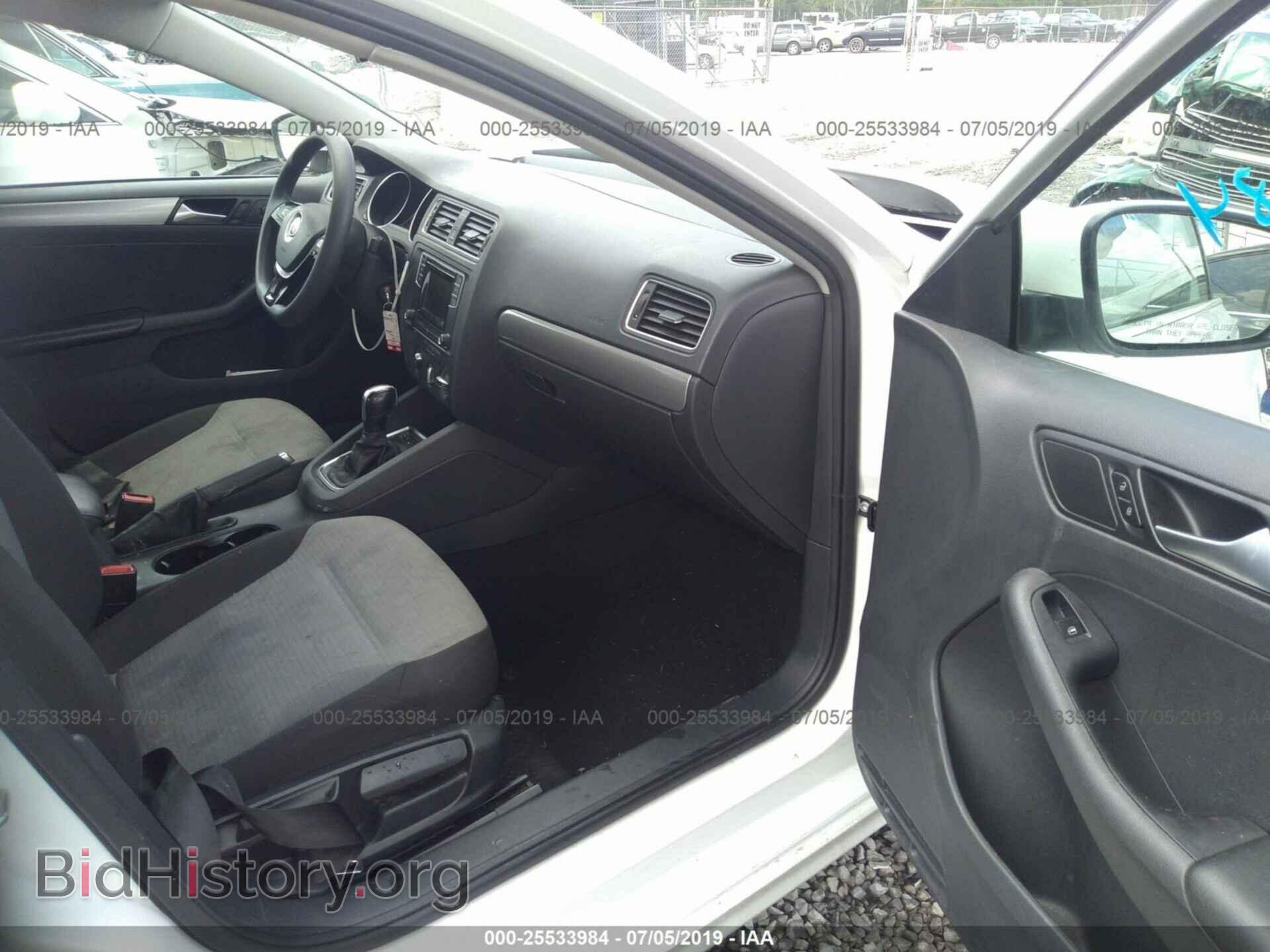 2017 VOLKSWAGEN JETTA - VIN: 3VW2B7AJ2HM297653 - Photo 5