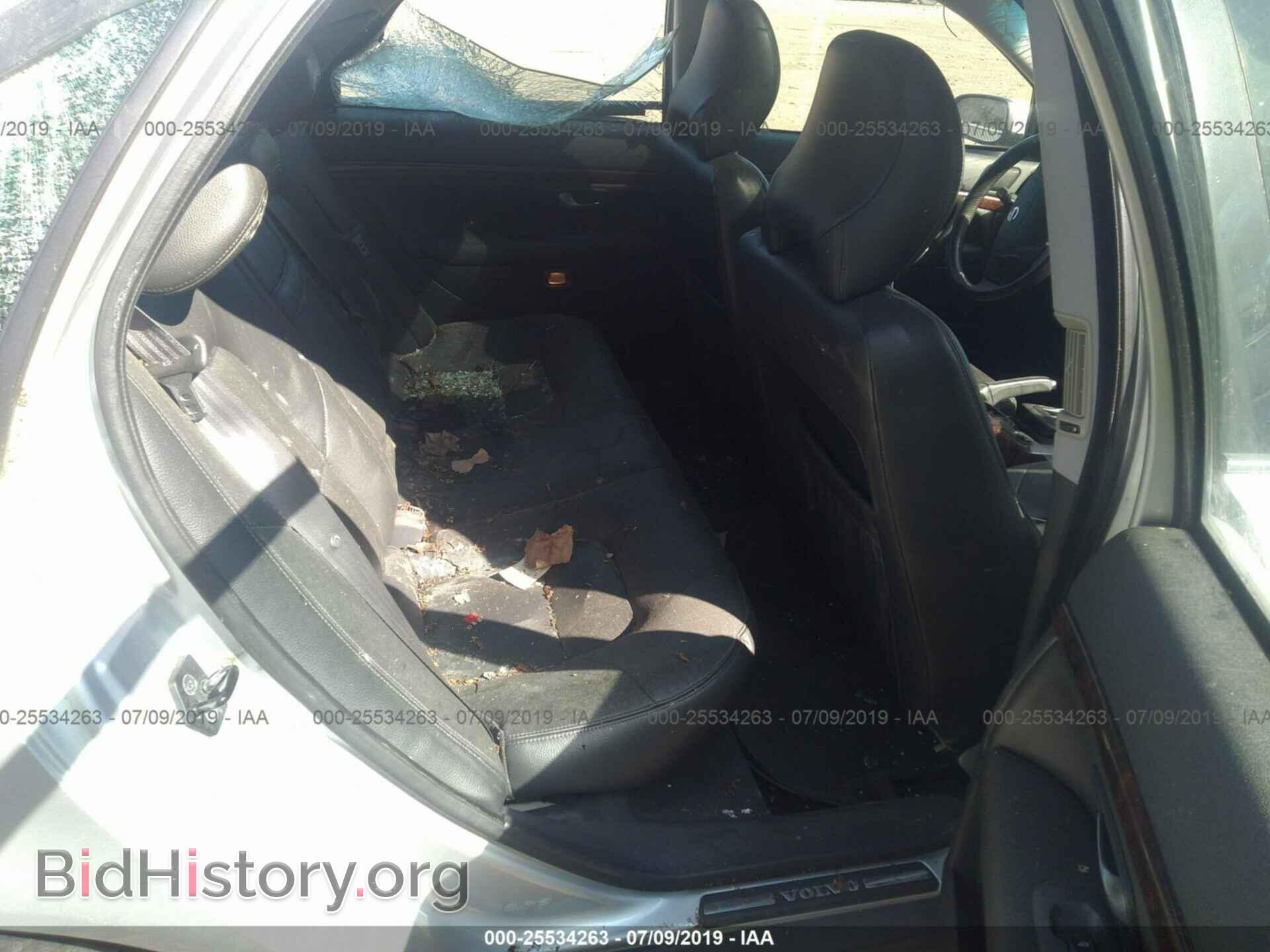 2004 VOLVO S80 - VIN: YV1TH59H441365240 - Фото 8