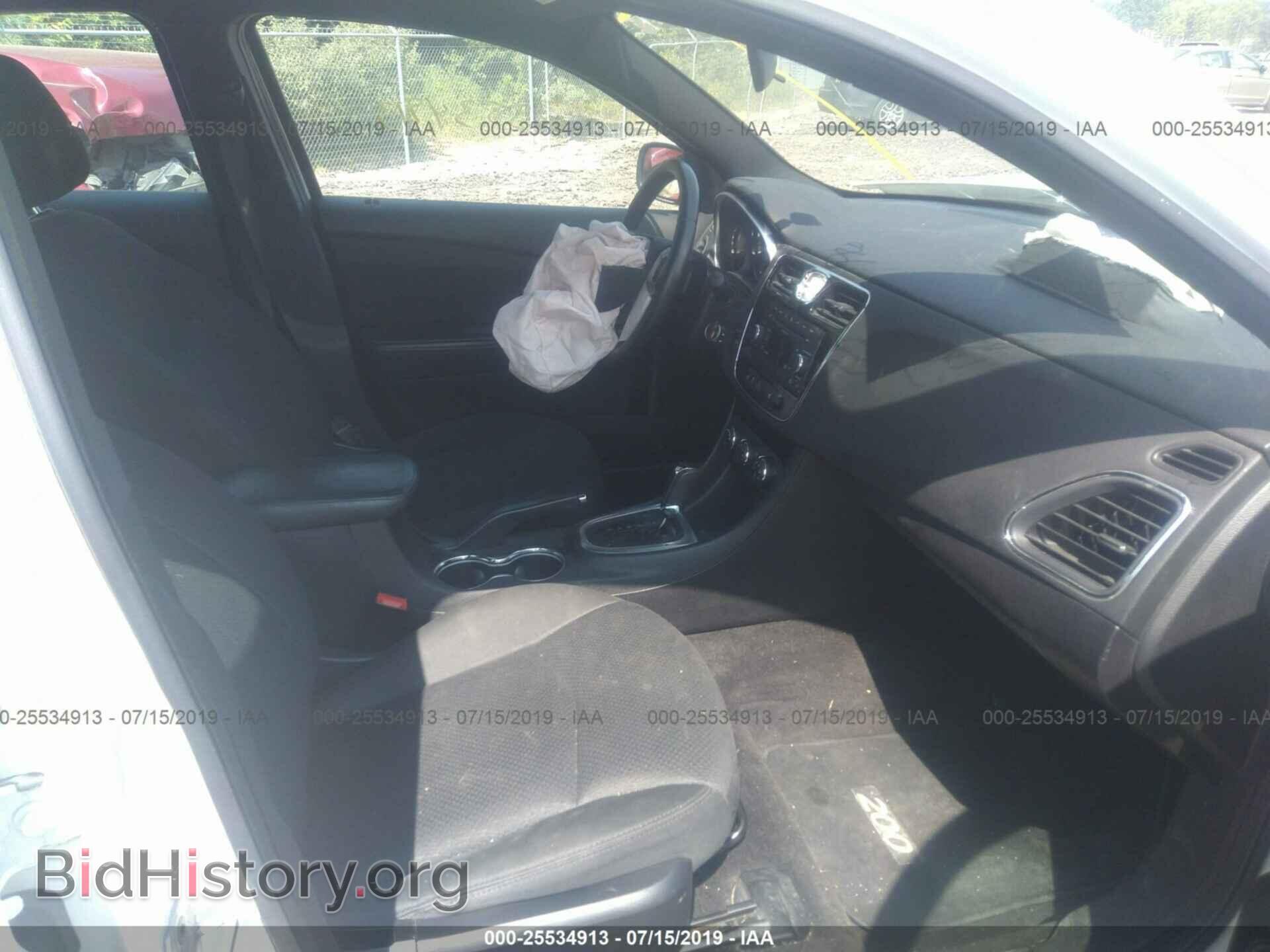 2011 CHRYSLER 200 - VIN: 1C3BC1FB0BN531045 - Фото 5
