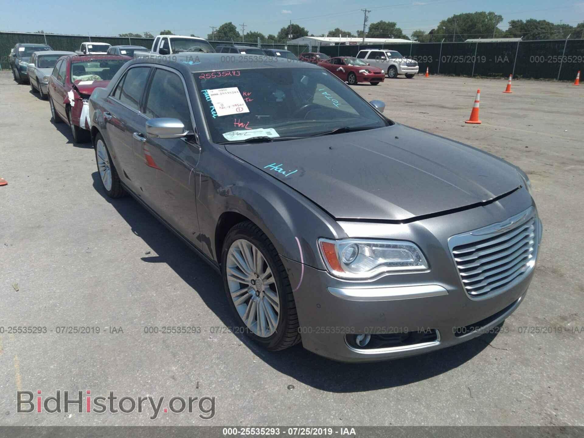 Фотография 2C3CCAPT7CH238037 - CHRYSLER 300C 2012