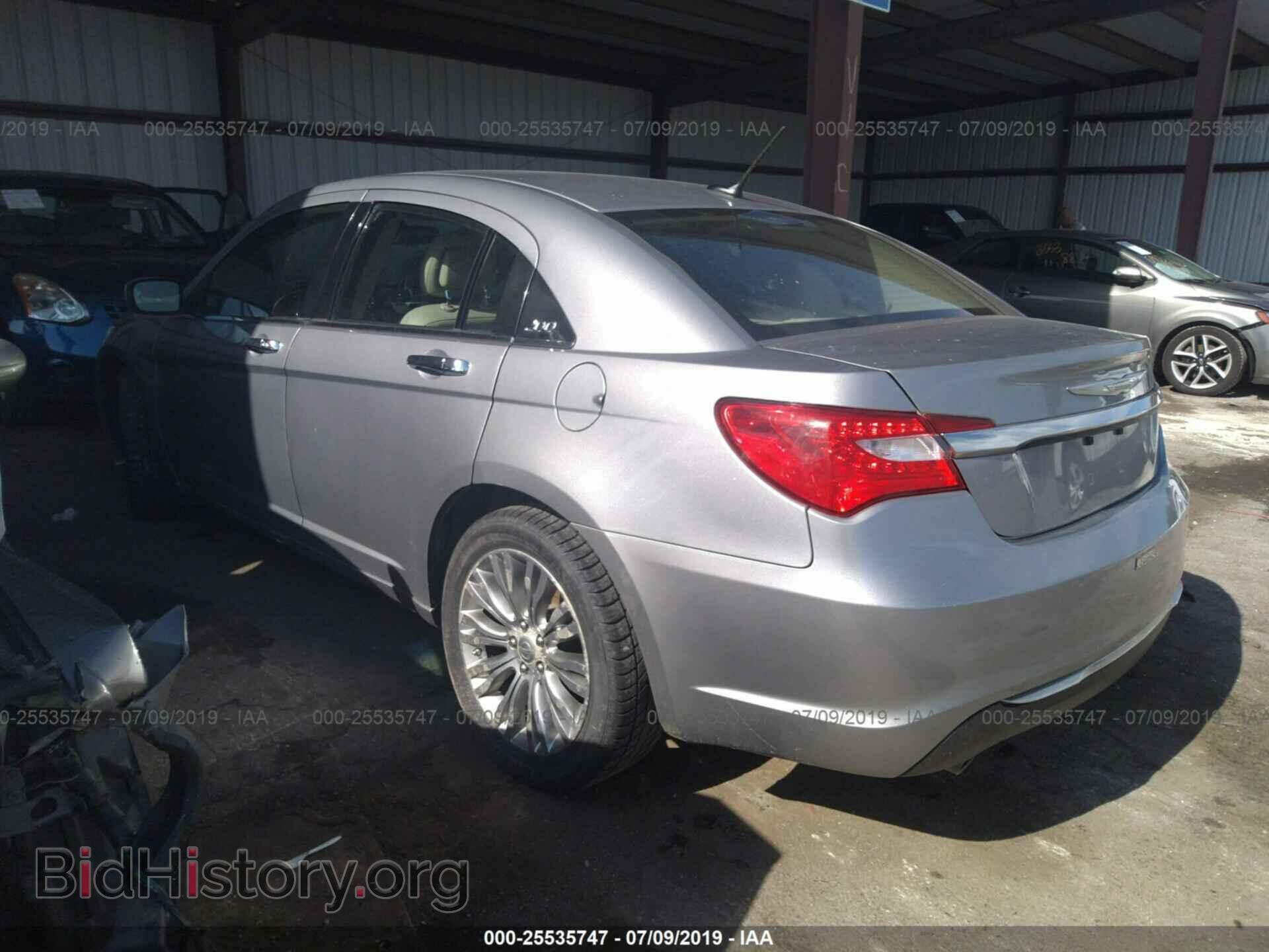 2013 CHRYSLER 200 - VIN: 1C3CCBCG2DN580017 - Фото 3