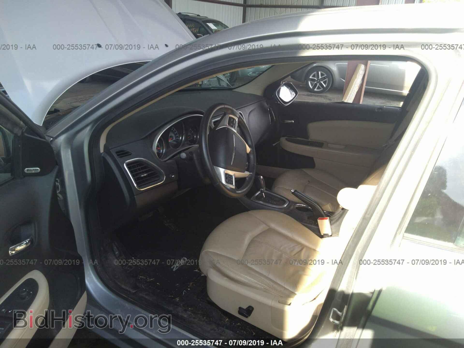 2013 CHRYSLER 200 - VIN: 1C3CCBCG2DN580017 - Фото 5