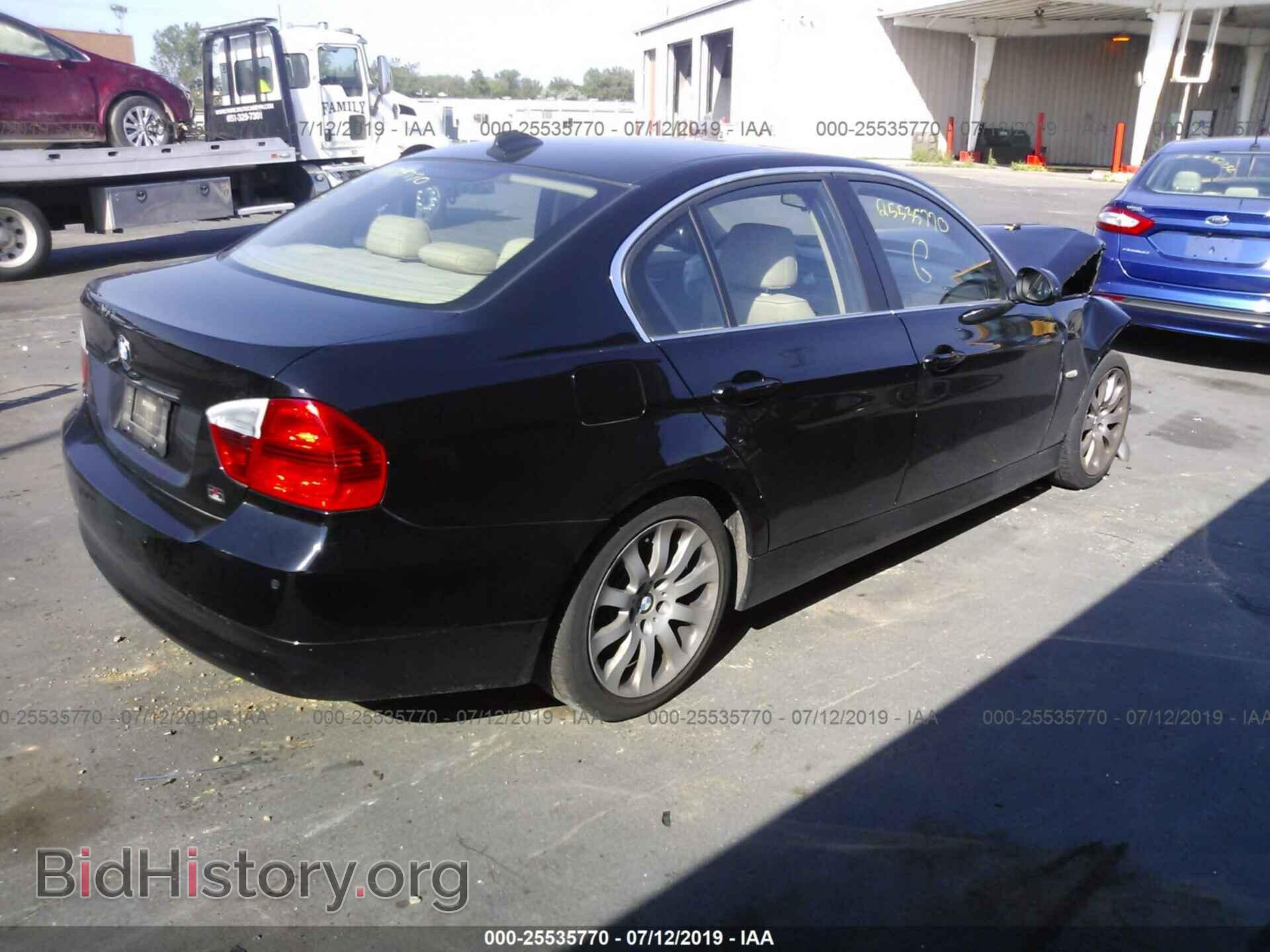 2006 BMW 330 - VIN: WBAVD33566KV66578 - Фото 4