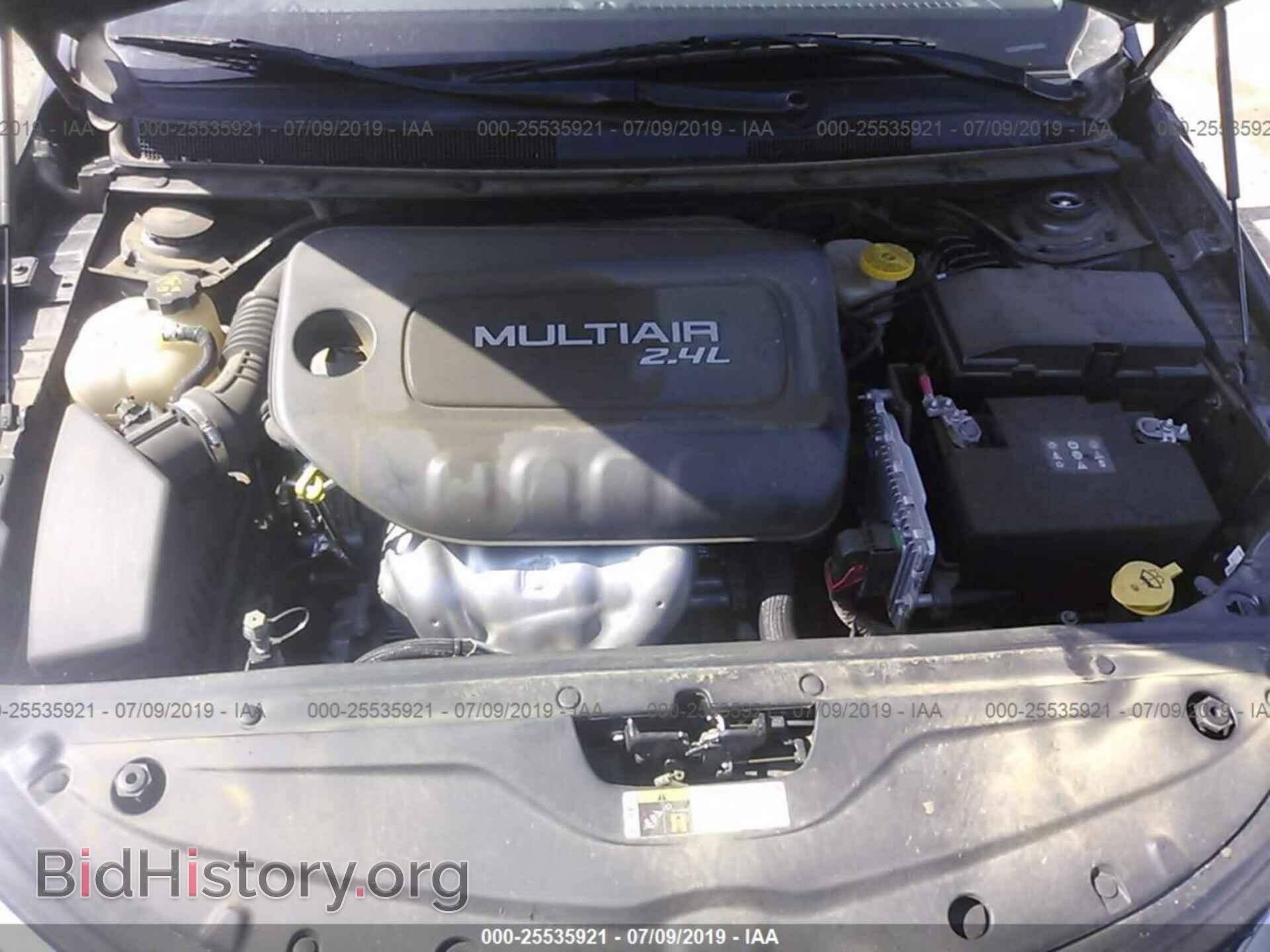 2016 CHRYSLER 200 - VIN: 1C3CCCAB9GN126641 - Photo 10