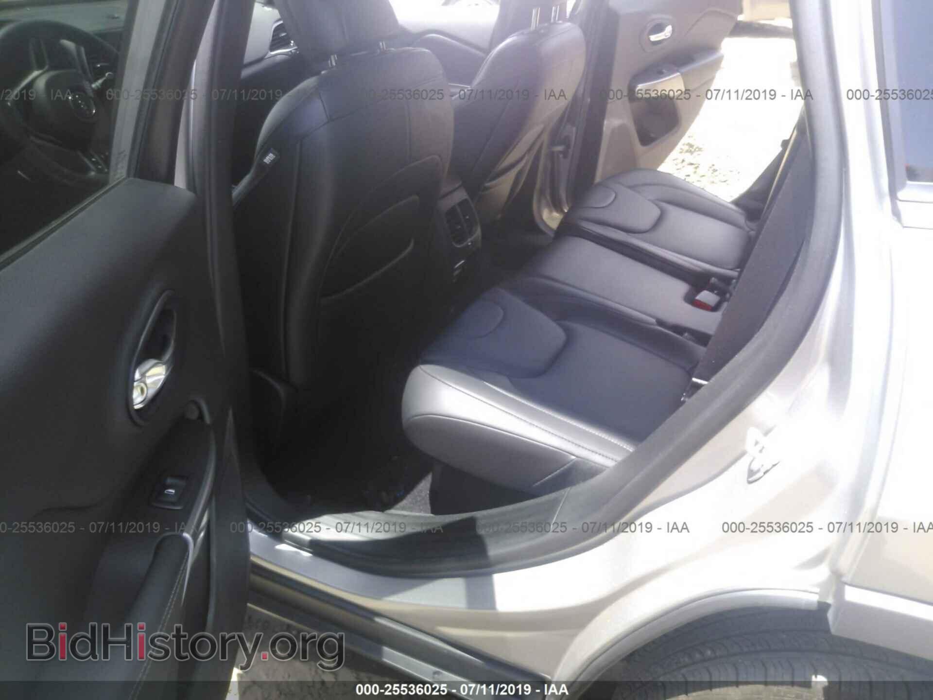 2019 JEEP CHEROKEE - VIN: 1C4PJMDN2KD194292 - Фото 8
