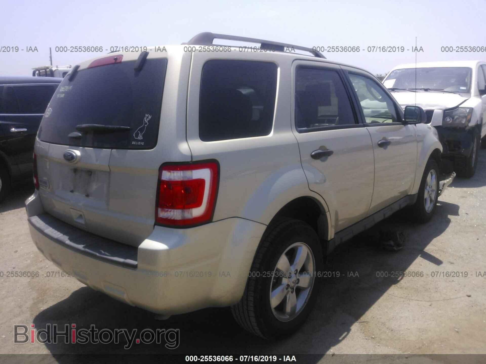 2011 FORD ESCAPE - VIN: 1FMCU0D76BKB83867 - Photo 4