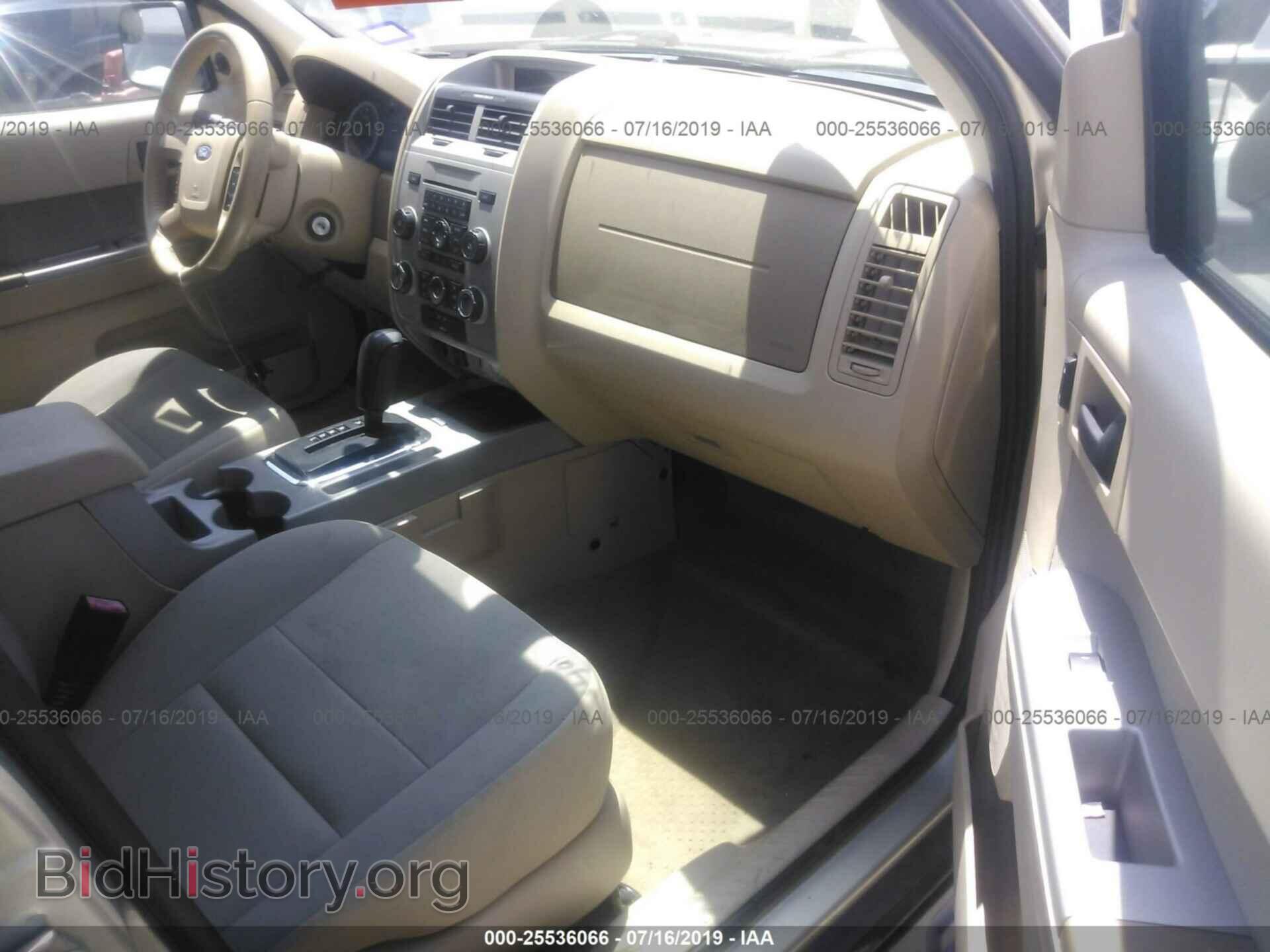 2011 FORD ESCAPE - VIN: 1FMCU0D76BKB83867 - Photo 5