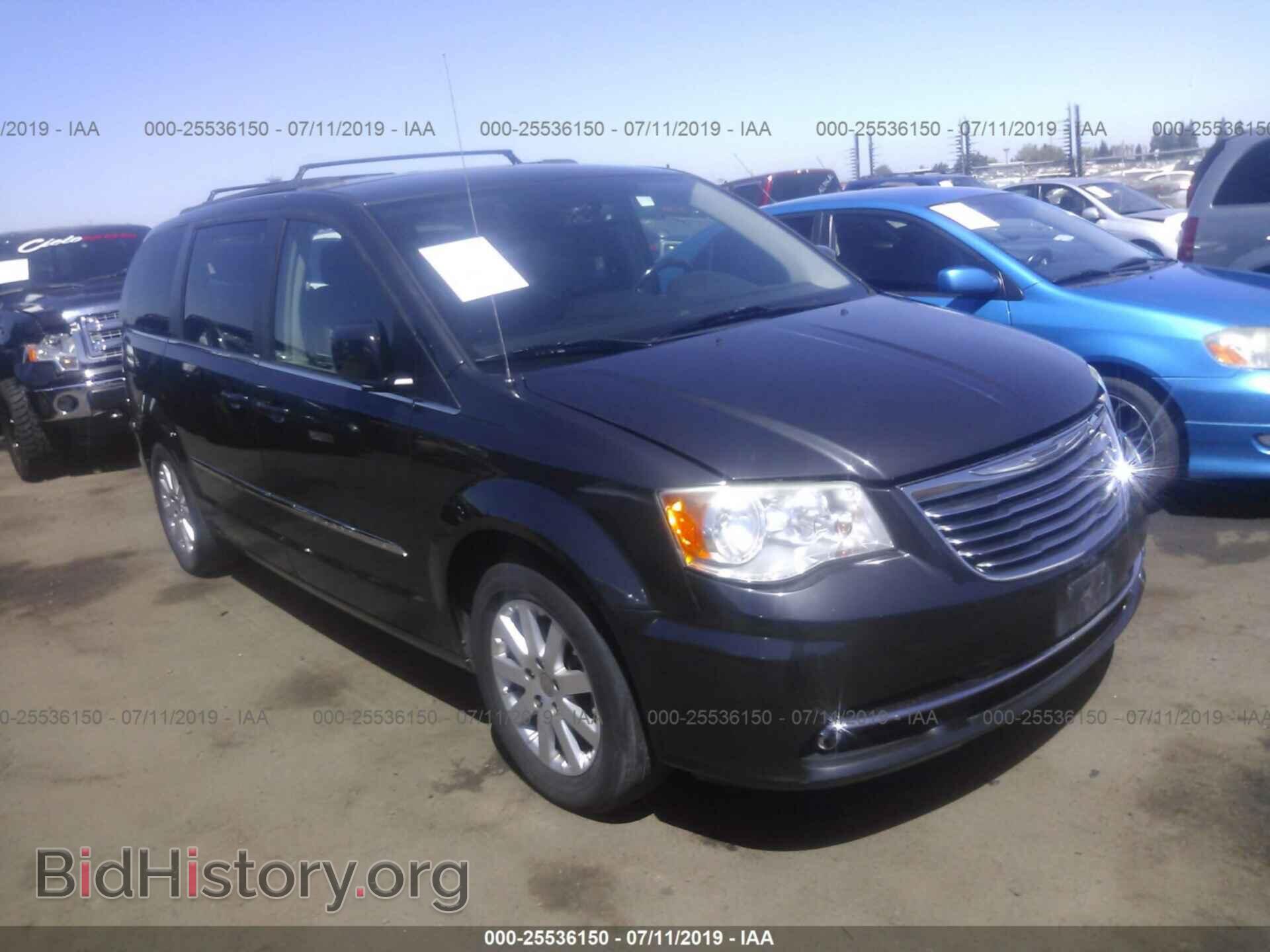 Photo 2A4RR8DG3BR616975 - CHRYSLER TOWN & COUNTRY 2011