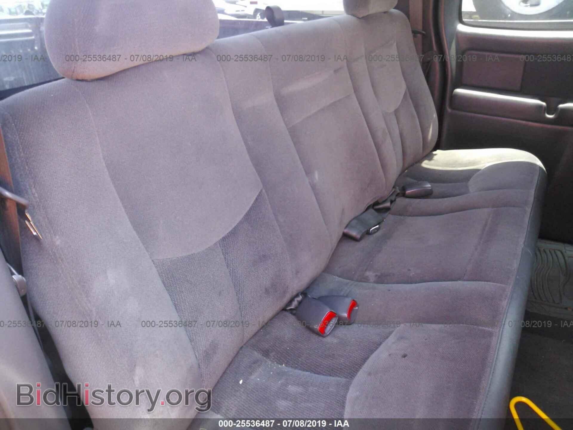 2004 GMC NEW SIERRA - VIN: 2GTEC19T041308523 - Фото 8