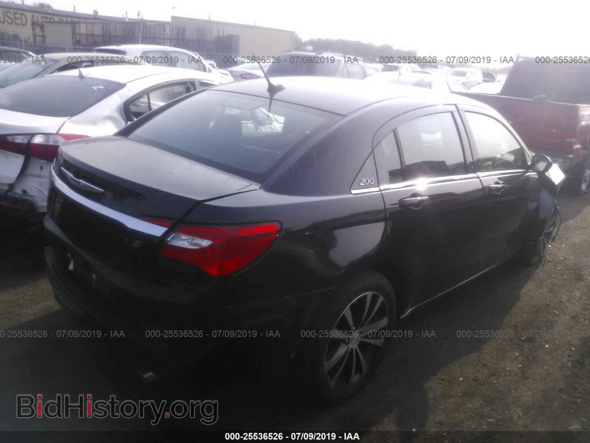 2012 CHRYSLER 200 - VIN: 1C3CCBHG9CN276836 - Фото 4