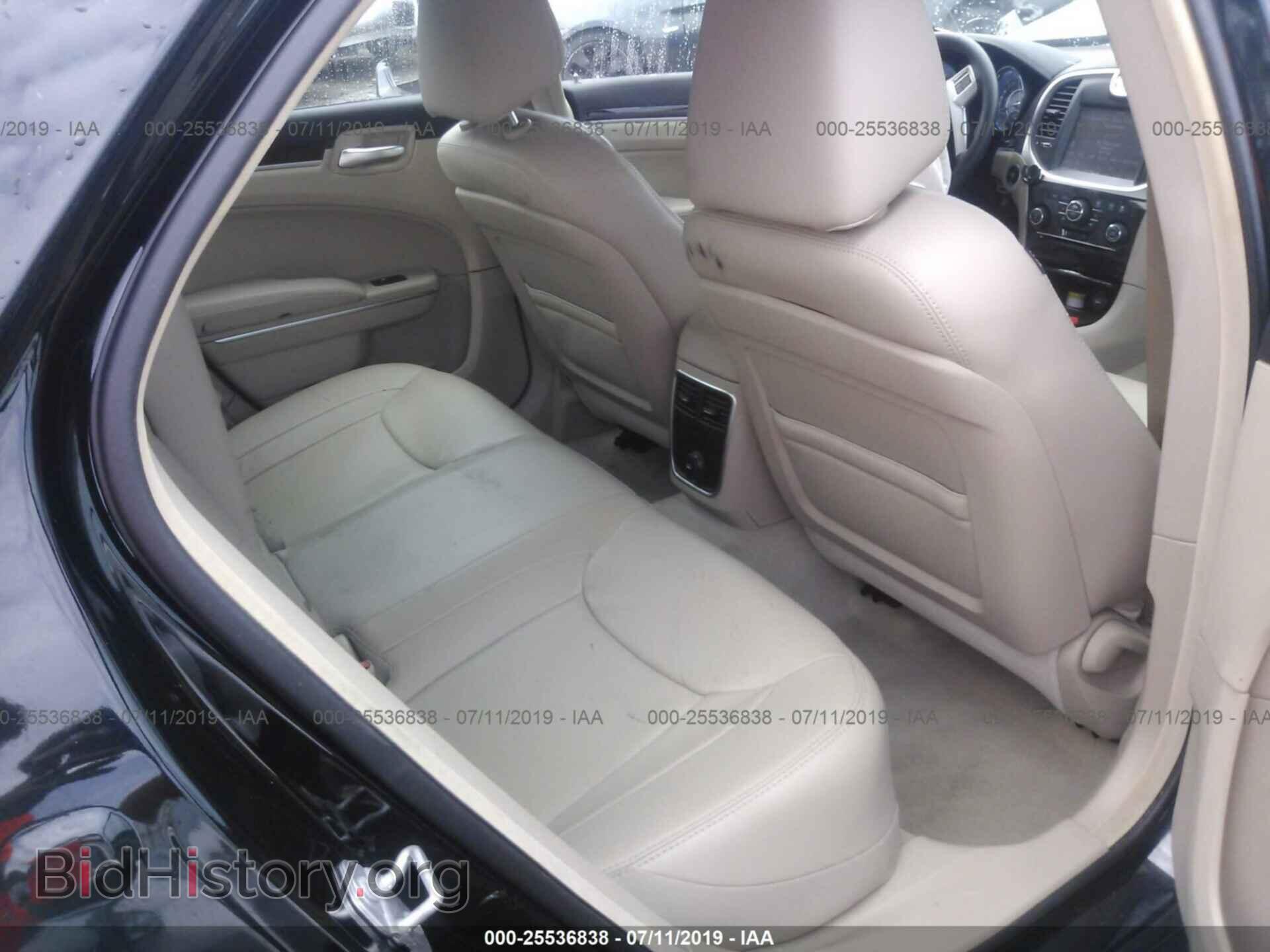 2014 CHRYSLER 300 - VIN: 2C3CCAAG7EH376630 - Фото 8