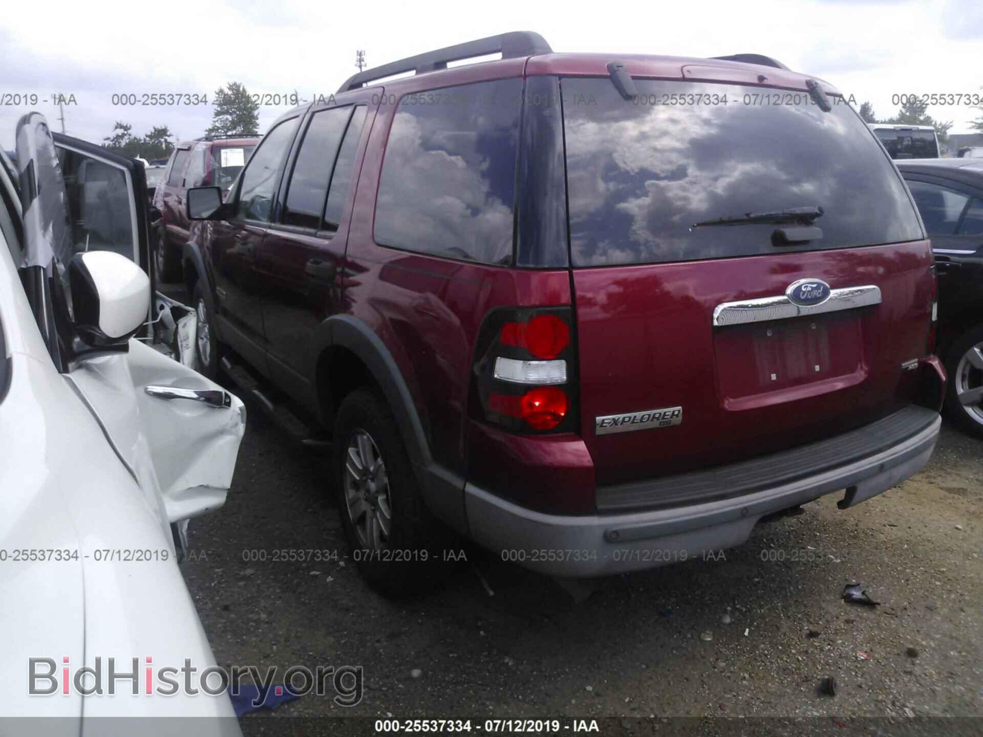 2006 FORD EXPLORER - VIN: 1FMEU63E46UB40666 - Фото 3