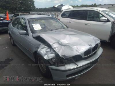 1997 BMW 528, серебристый — VIN WBADD632XVBW06033, IAAI