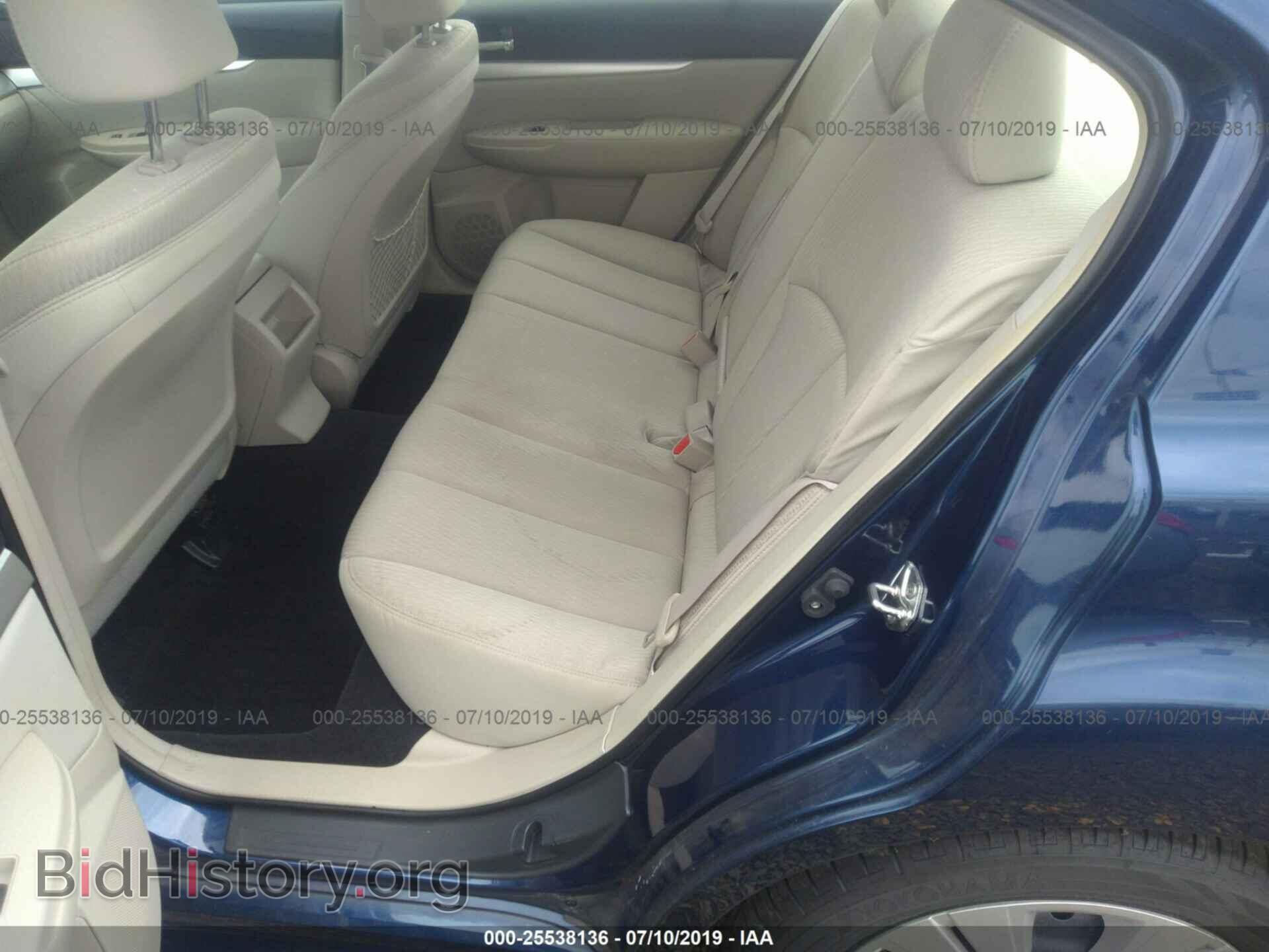 2011 SUBARU LEGACY - VIN: 4S3BMBA67B3231121 - Фото 8