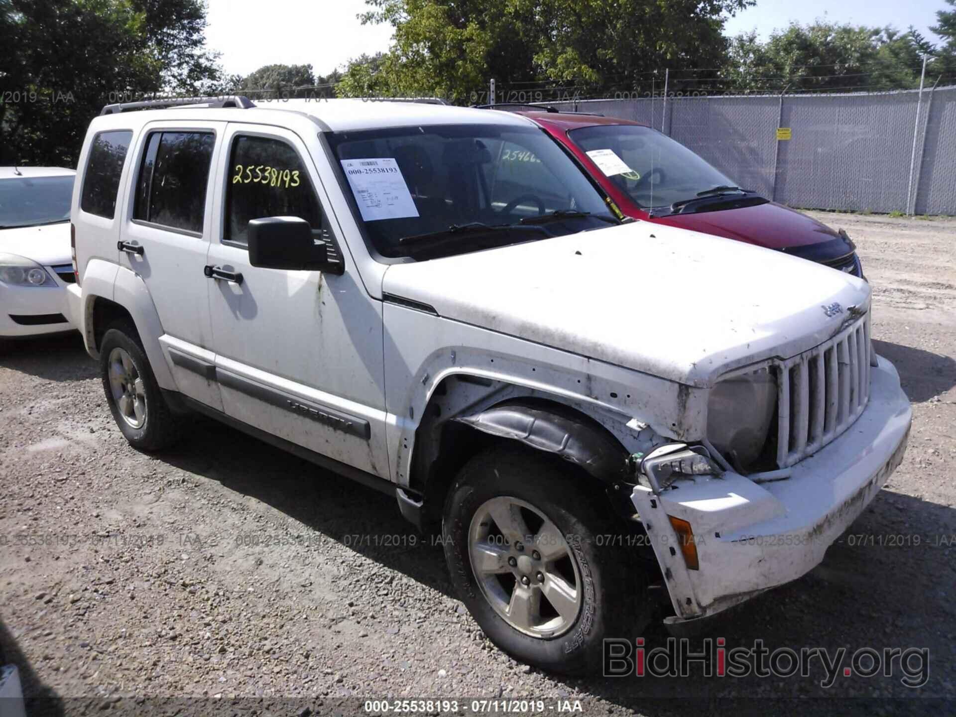 Фотография 1J4PN2GK7AW143555 - JEEP LIBERTY 2010