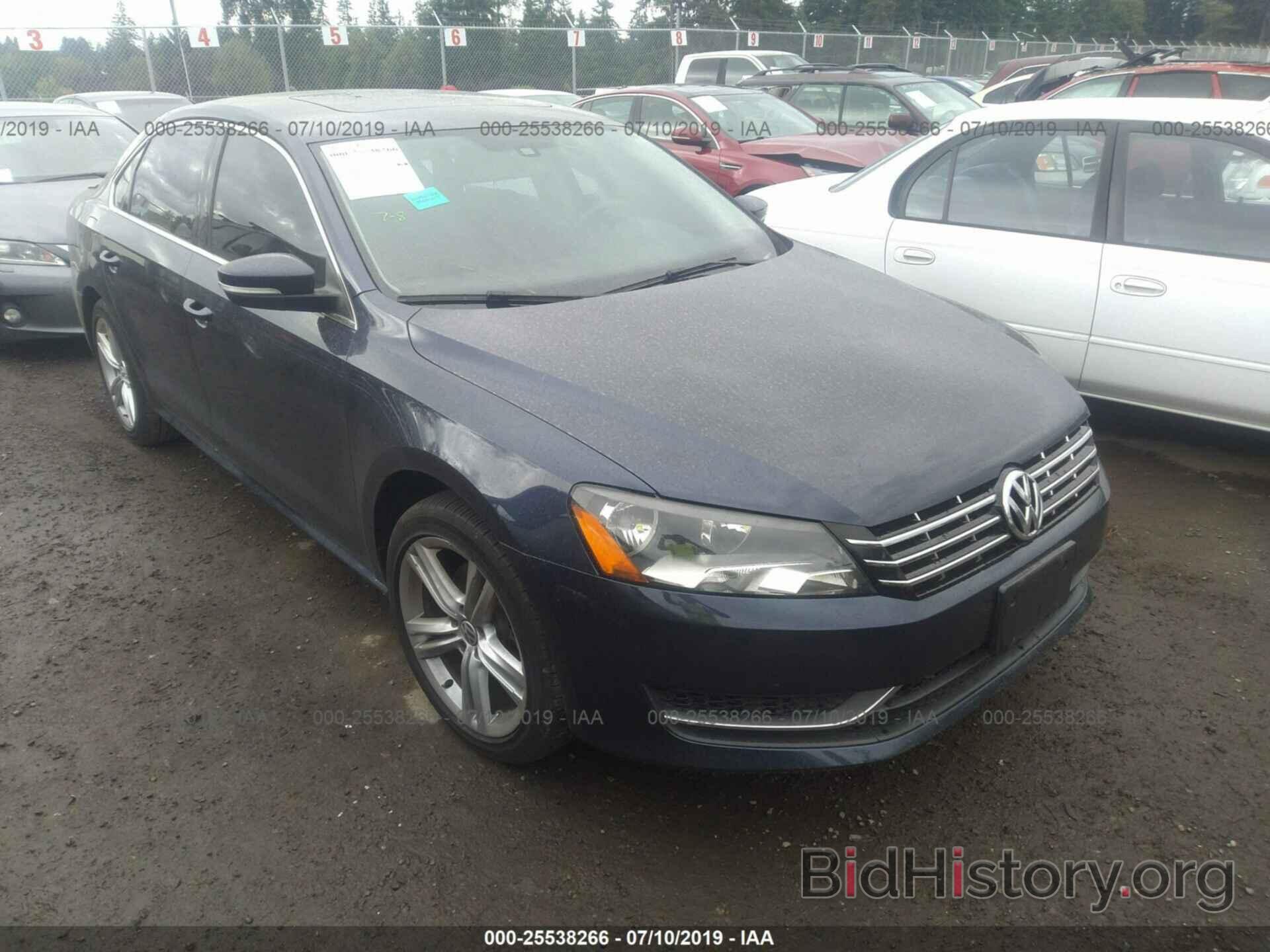 Photo 1VWBV7A30FC043026 - VOLKSWAGEN PASSAT 2015