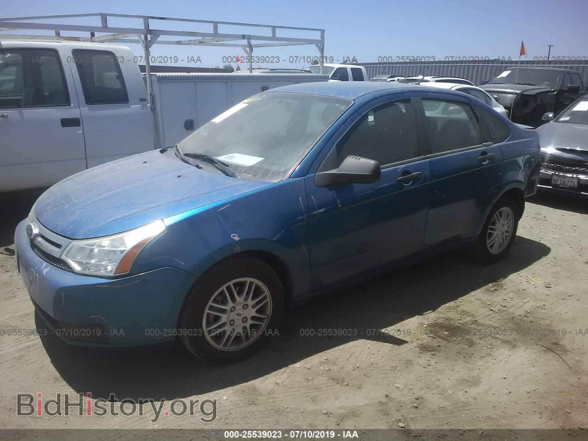 2011 FORD FOCUS - VIN: 1FAHP3FN4BW149794 - Фото 2