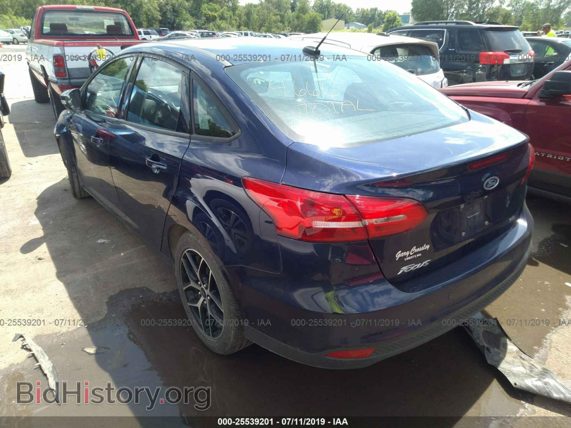 2017 FORD FOCUS - VIN: 1FADP3H20HL324666 - Фото 3