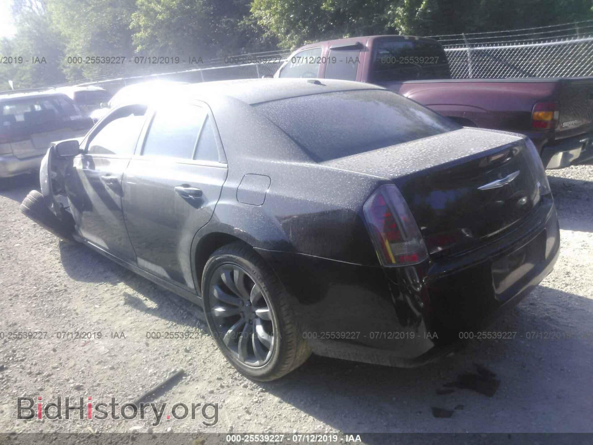 2014 CHRYSLER 300 - VIN: 2C3CCABG7EH377825 - Фото 3