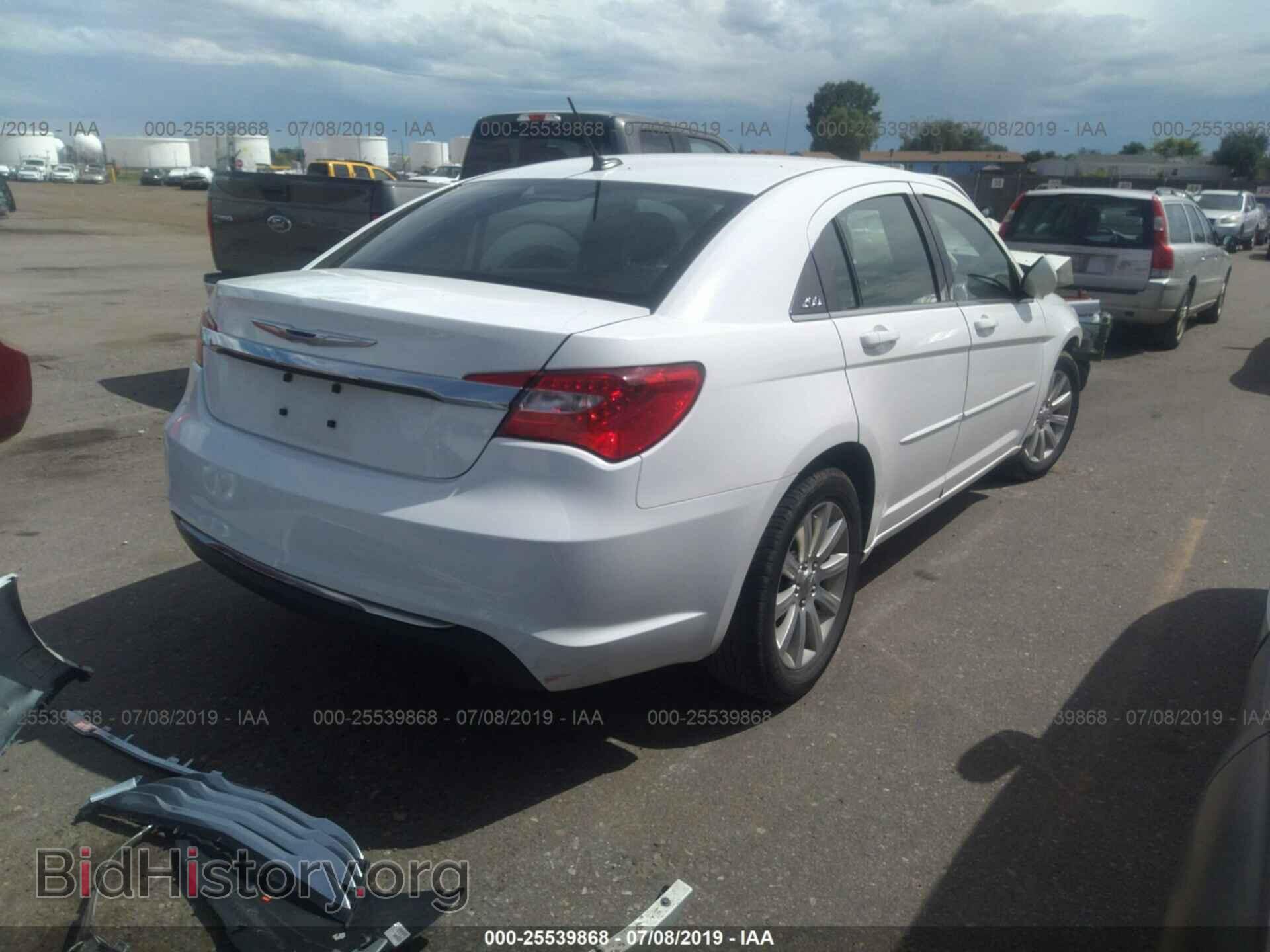 2013 CHRYSLER 200 - VIN: 1C3CCBBB2DN606007 - Фото 4