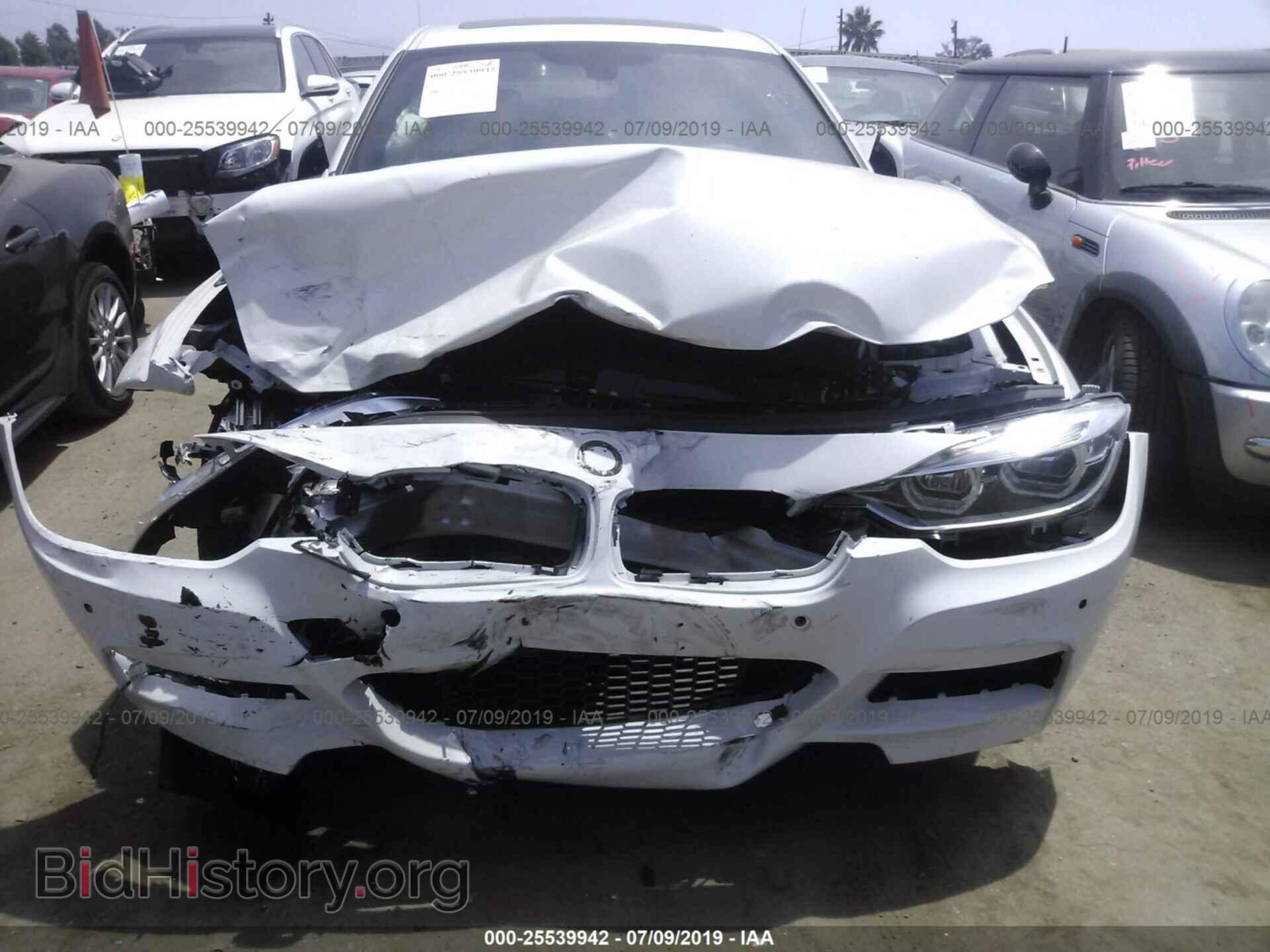 2018 BMW 330 - VIN: WBA8B9C54JEE82484 - Фото 6