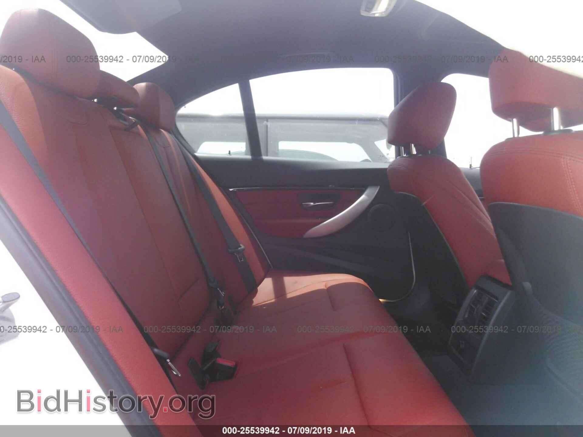 2018 BMW 330 - VIN: WBA8B9C54JEE82484 - Фото 8