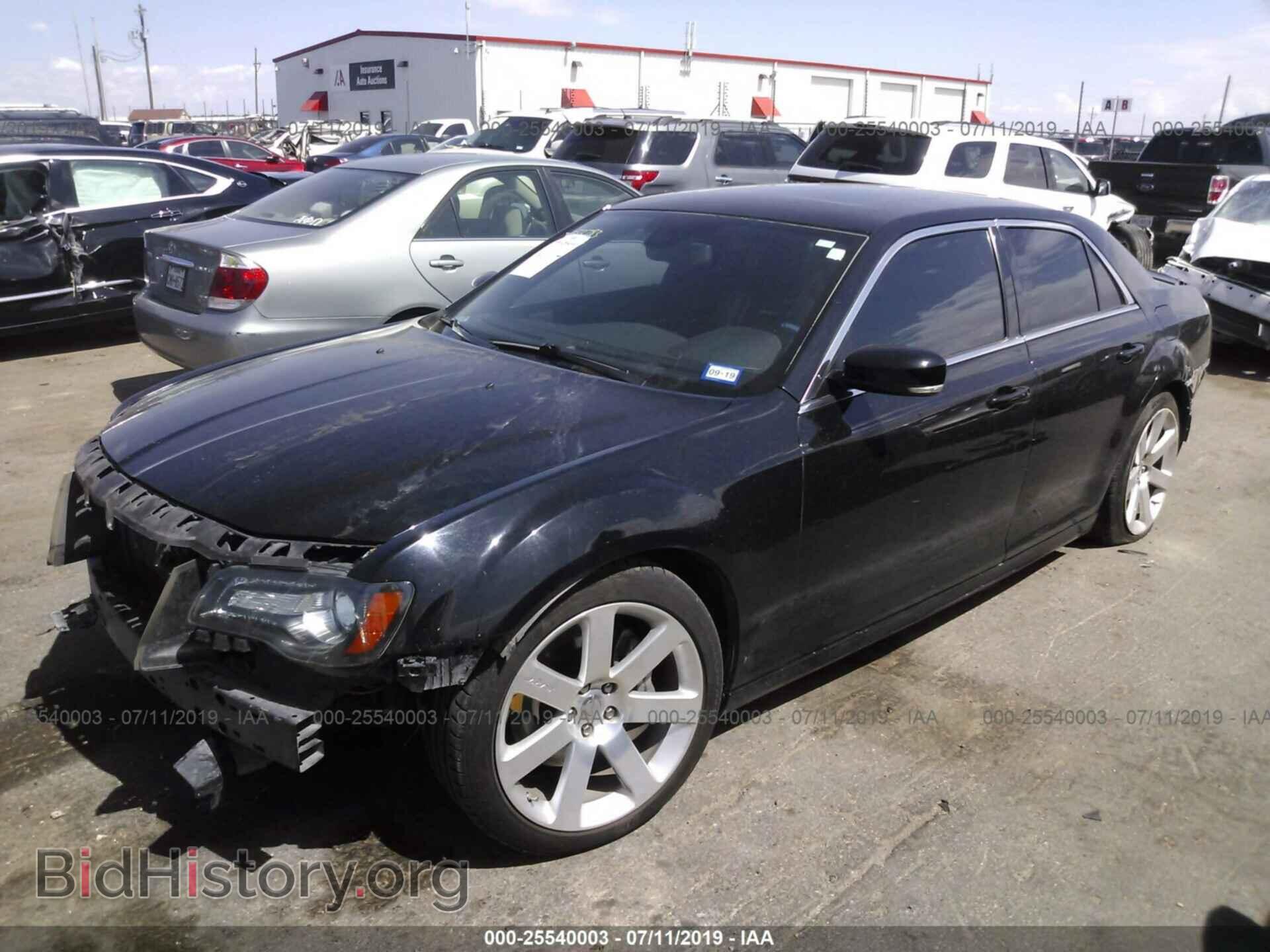 2012 CHRYSLER 300 - VIN: 2C3CCAFJ7CH801801 - Фото 2