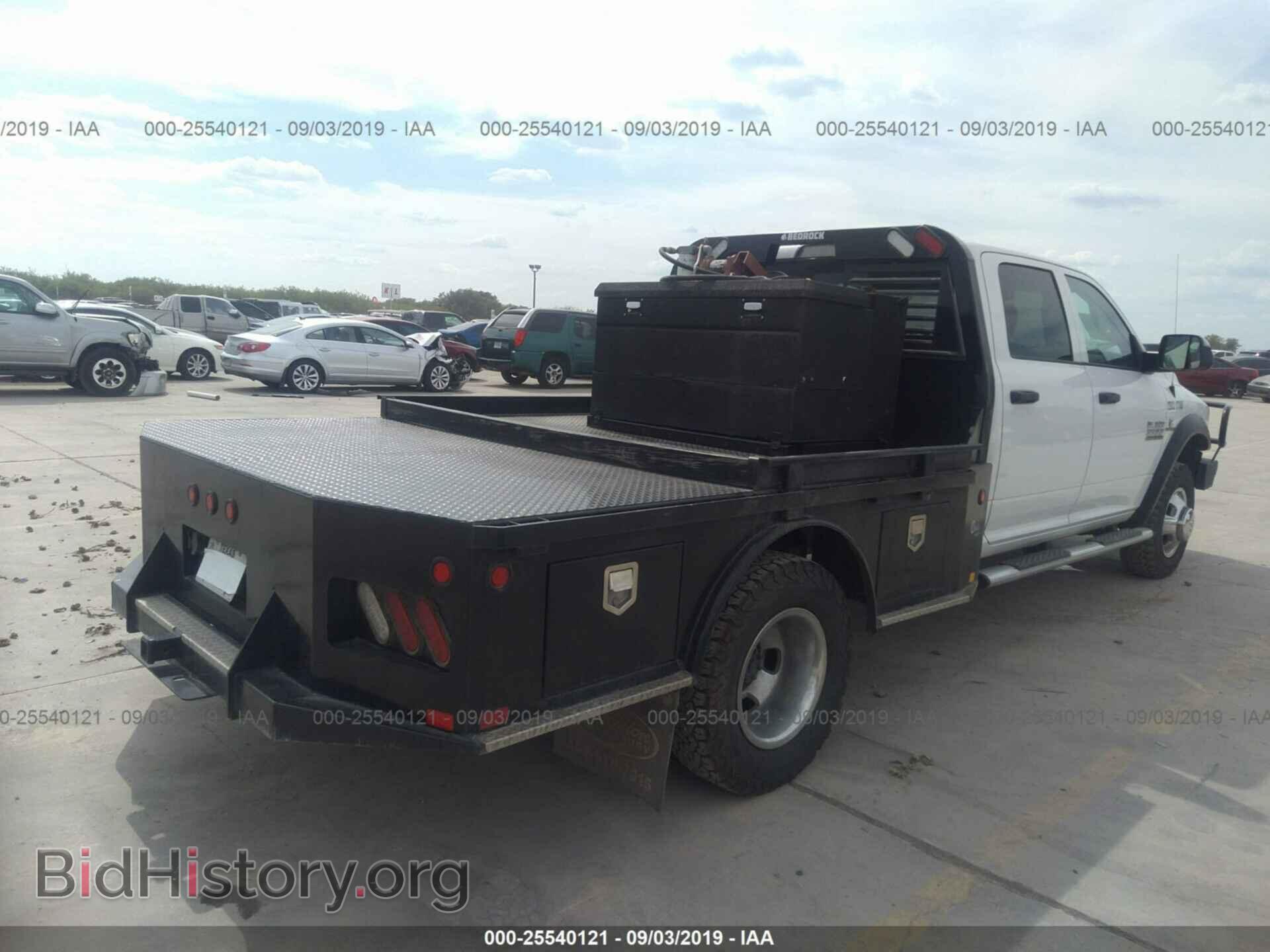 2016 RAM 3500 - VIN: 3C7WRTCL8GG323082 - Photo 4