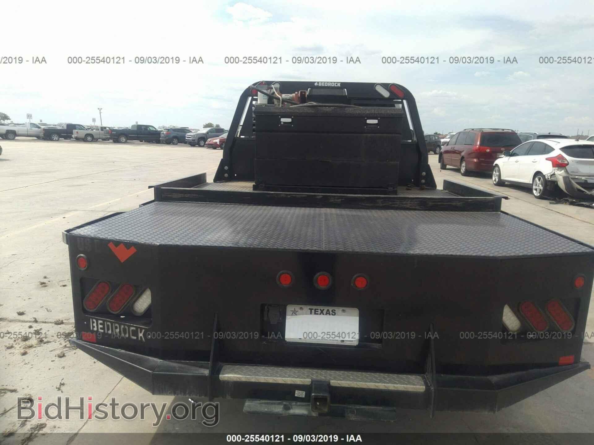 2016 RAM 3500 - VIN: 3C7WRTCL8GG323082 - Photo 8