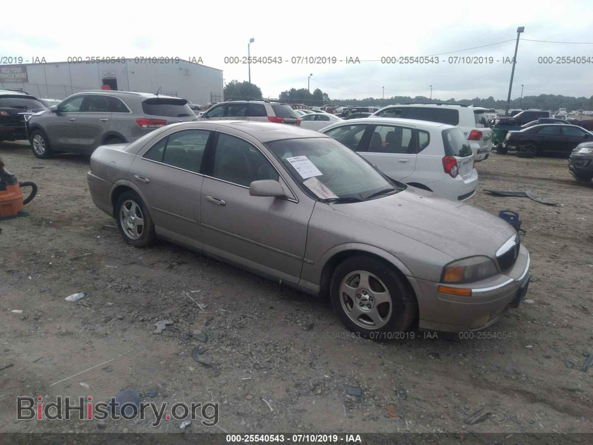 Фотография 1LNHM86S8YY804263 - LINCOLN LS 2000