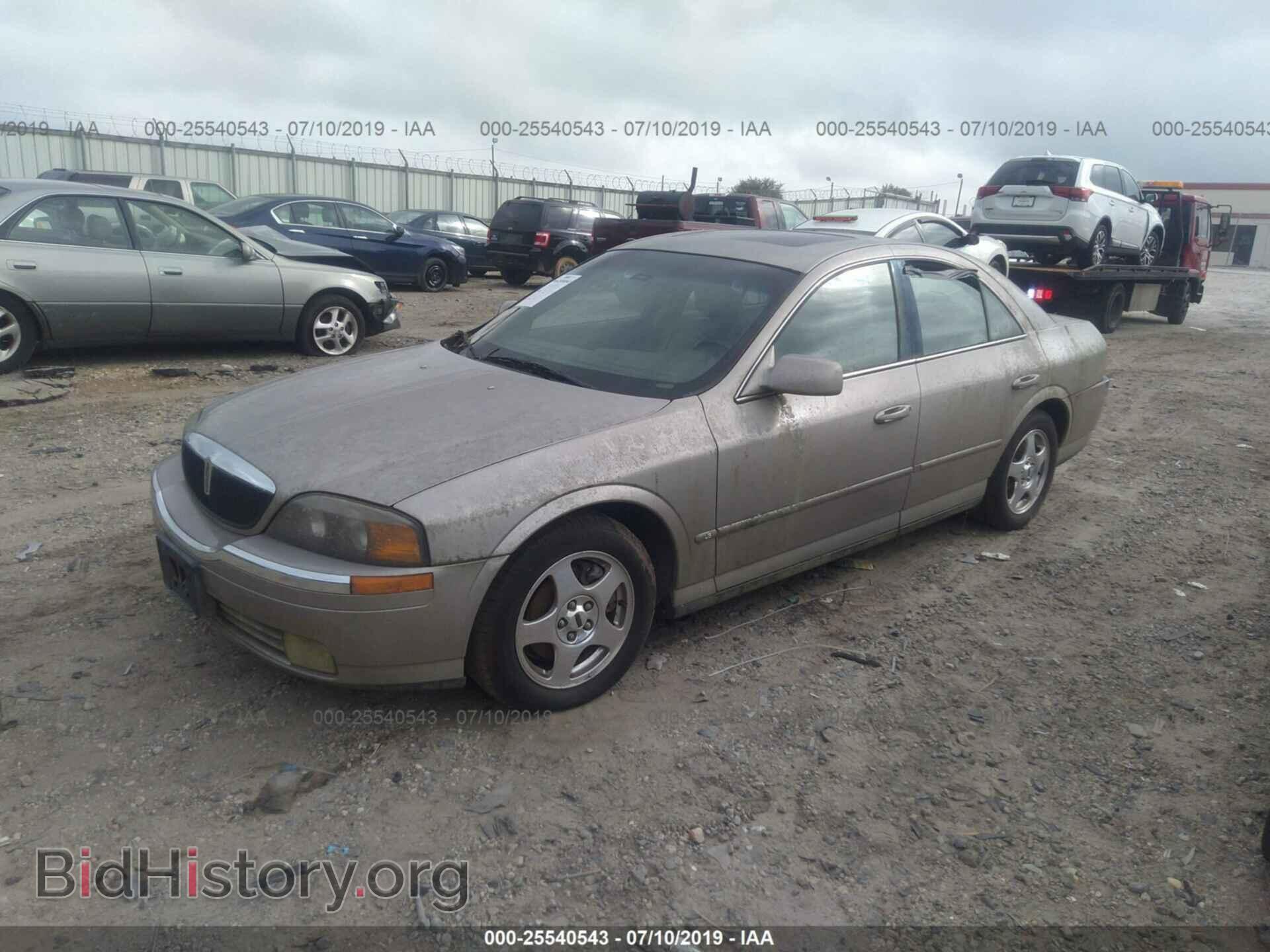 2000 LINCOLN LS - VIN: 1LNHM86S8YY804263 - Photo 2