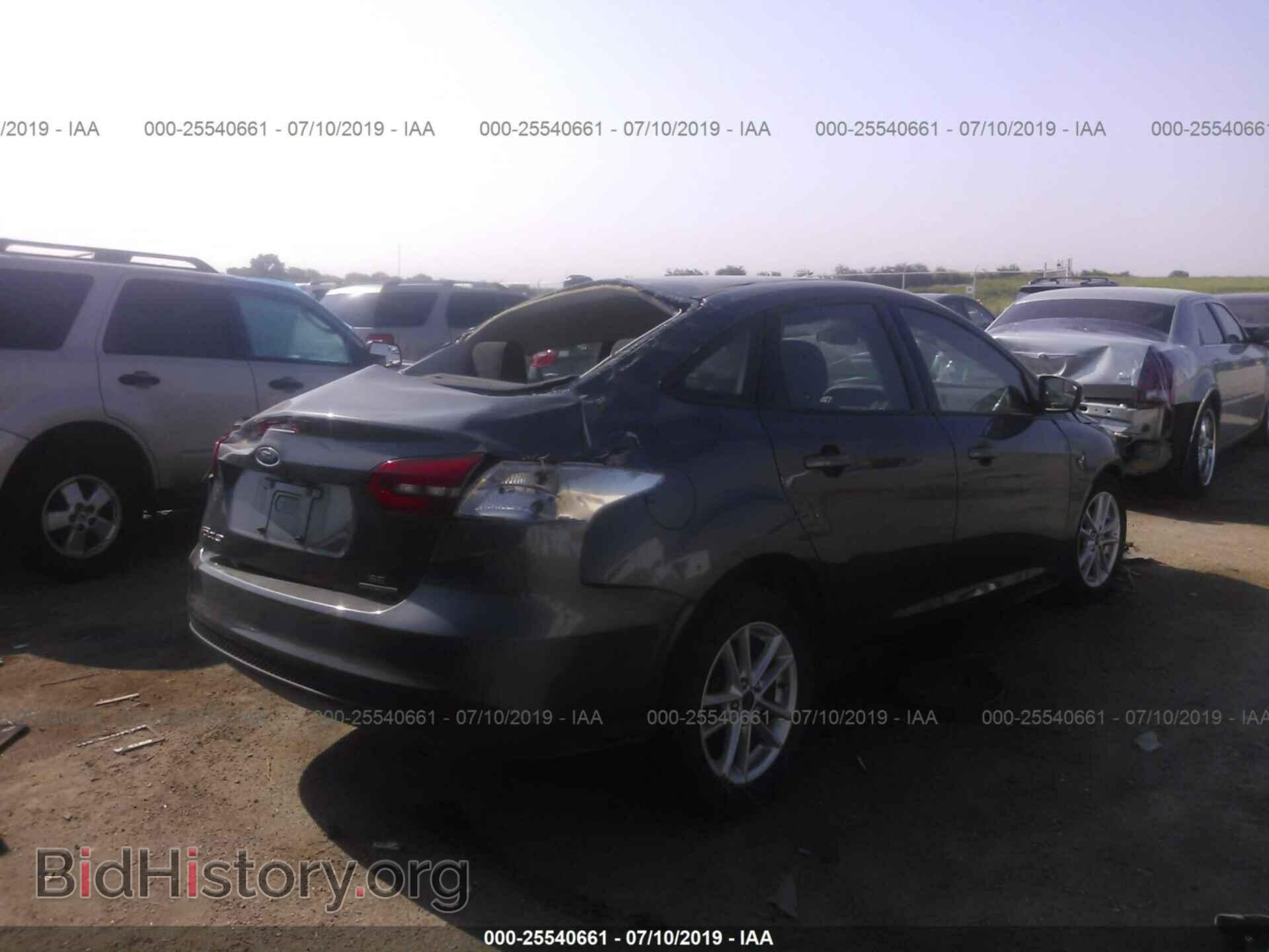 2016 FORD FOCUS - VIN: 1FADP3F2XGL343954 - Photo 4