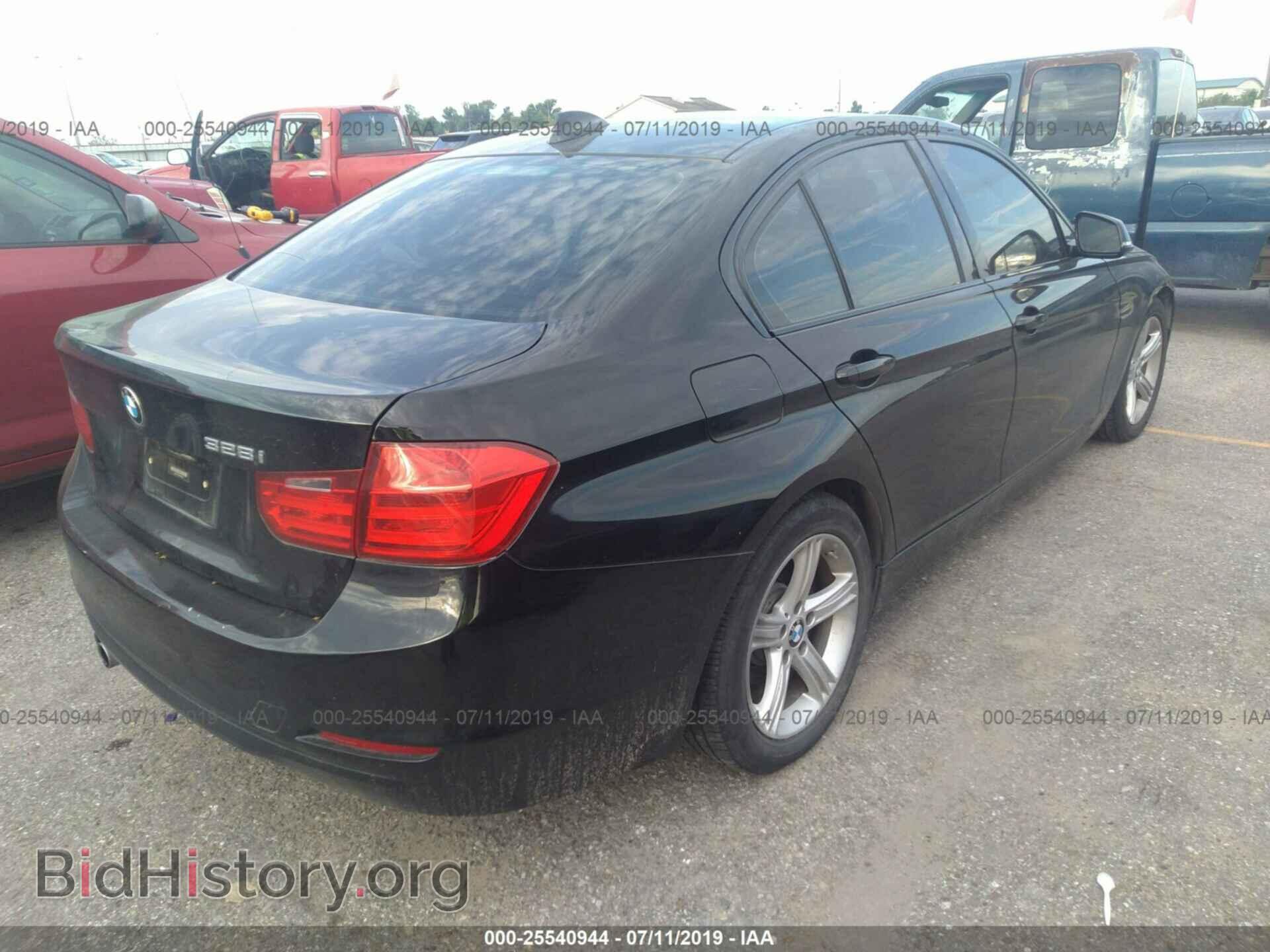 2015 BMW 328 - VIN: WBA3C1C50FP851617 - Photo 4