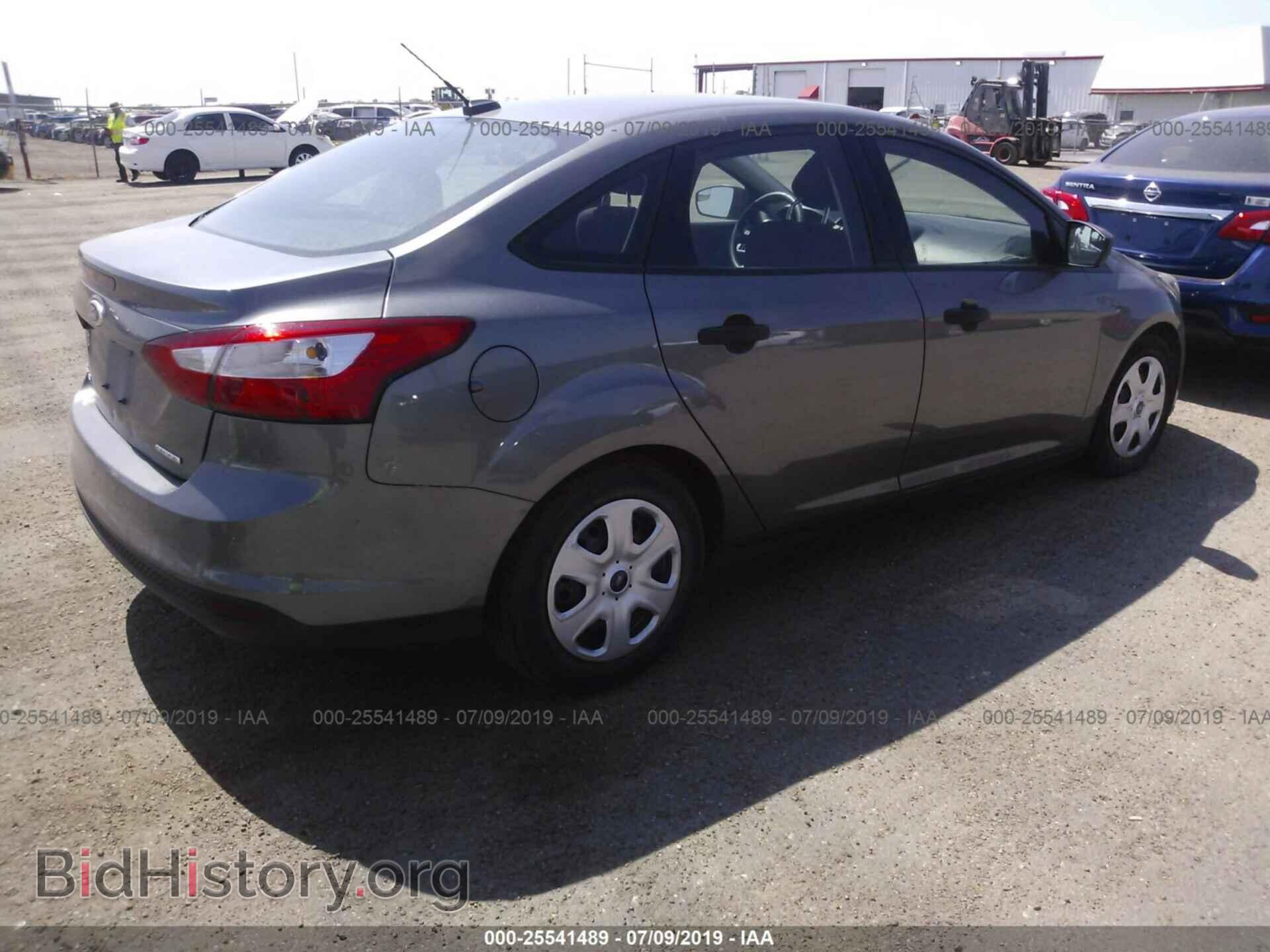 2014 FORD FOCUS - VIN: 1FADP3E28EL196094 - Фото 4