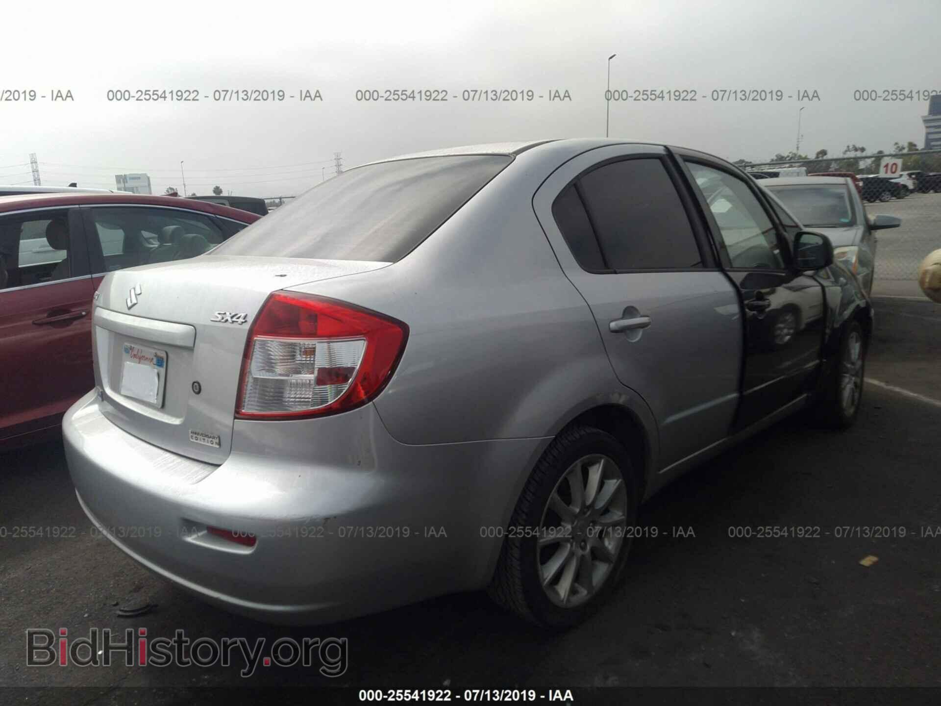 2011 SUZUKI SX4 - VIN: JS2YC5A28B6301094 - Photo 4