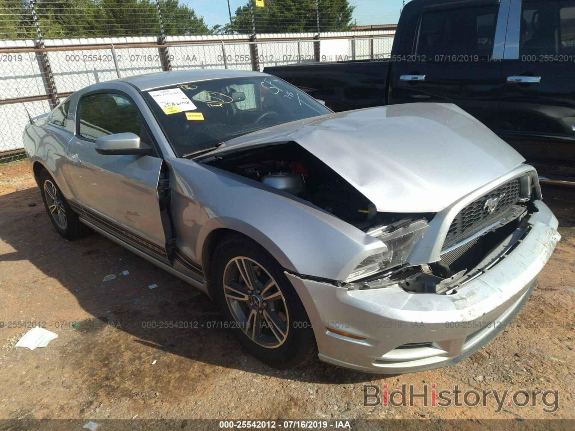 Photo 1ZVBP8AM1D5224999 - FORD MUSTANG 2013
