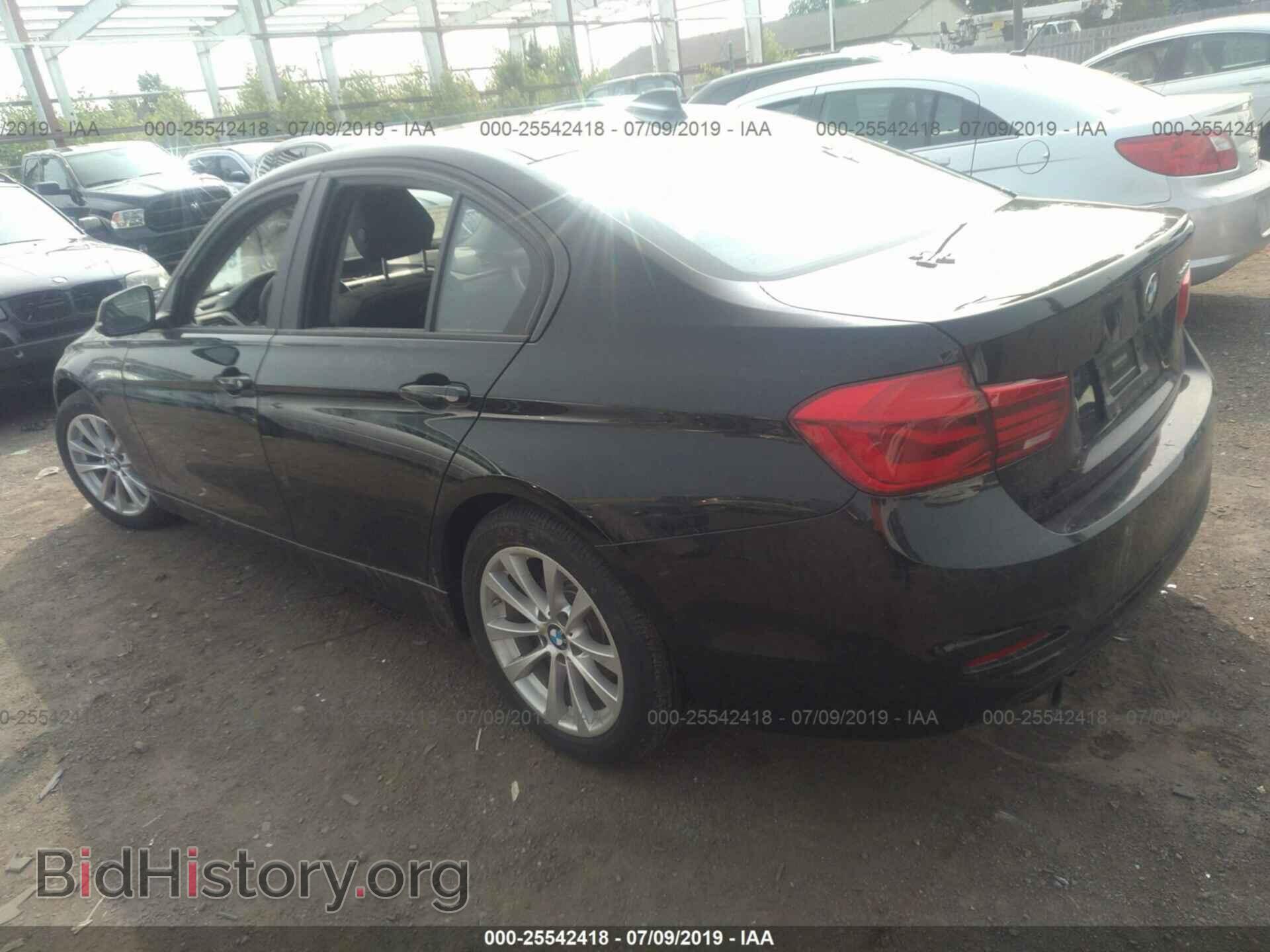 2016 BMW 320 - VIN: WBA8E1G5XGNU12092 - Photo 3